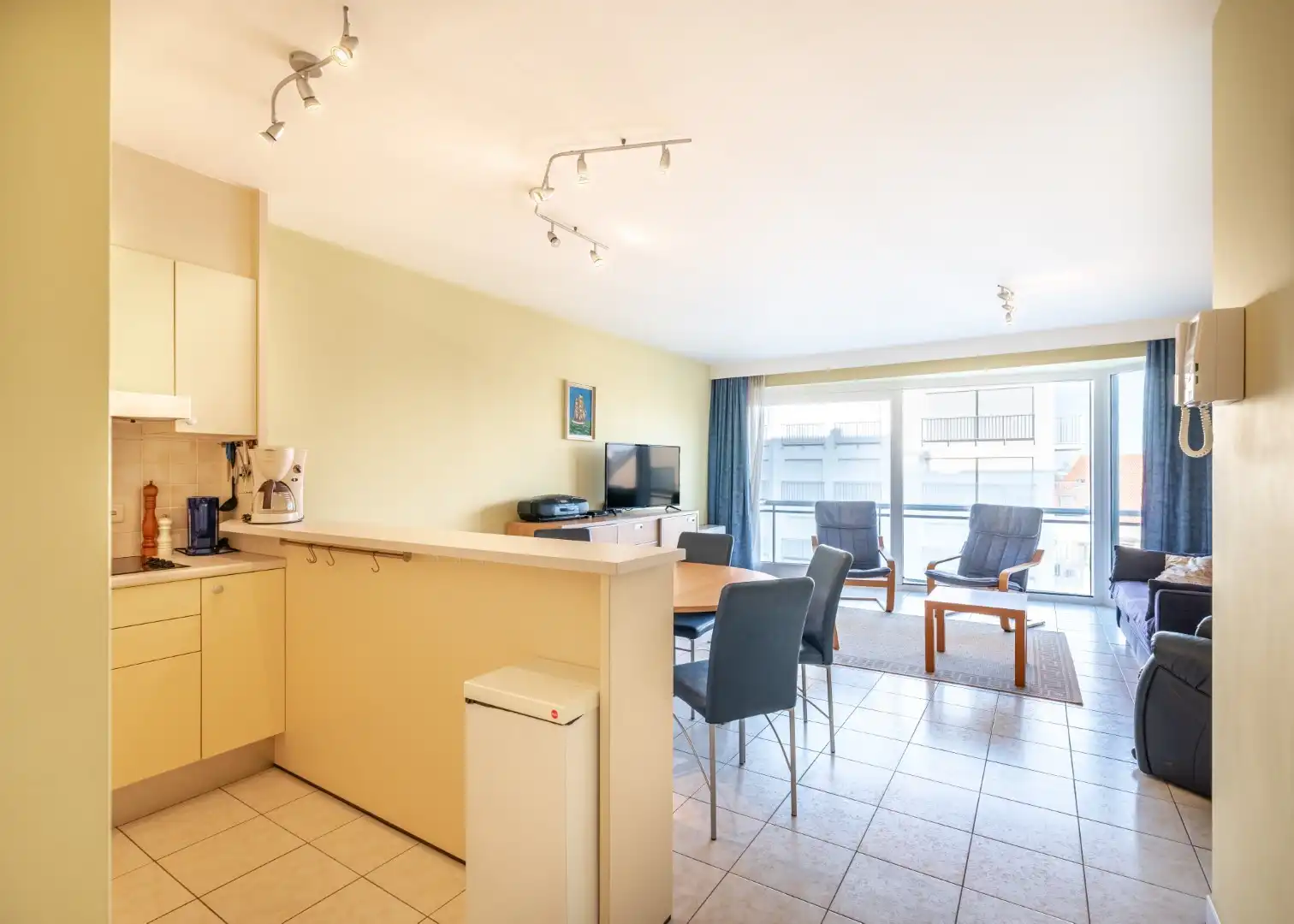 Calidris - 03.02 foto {{pictureIndex}}