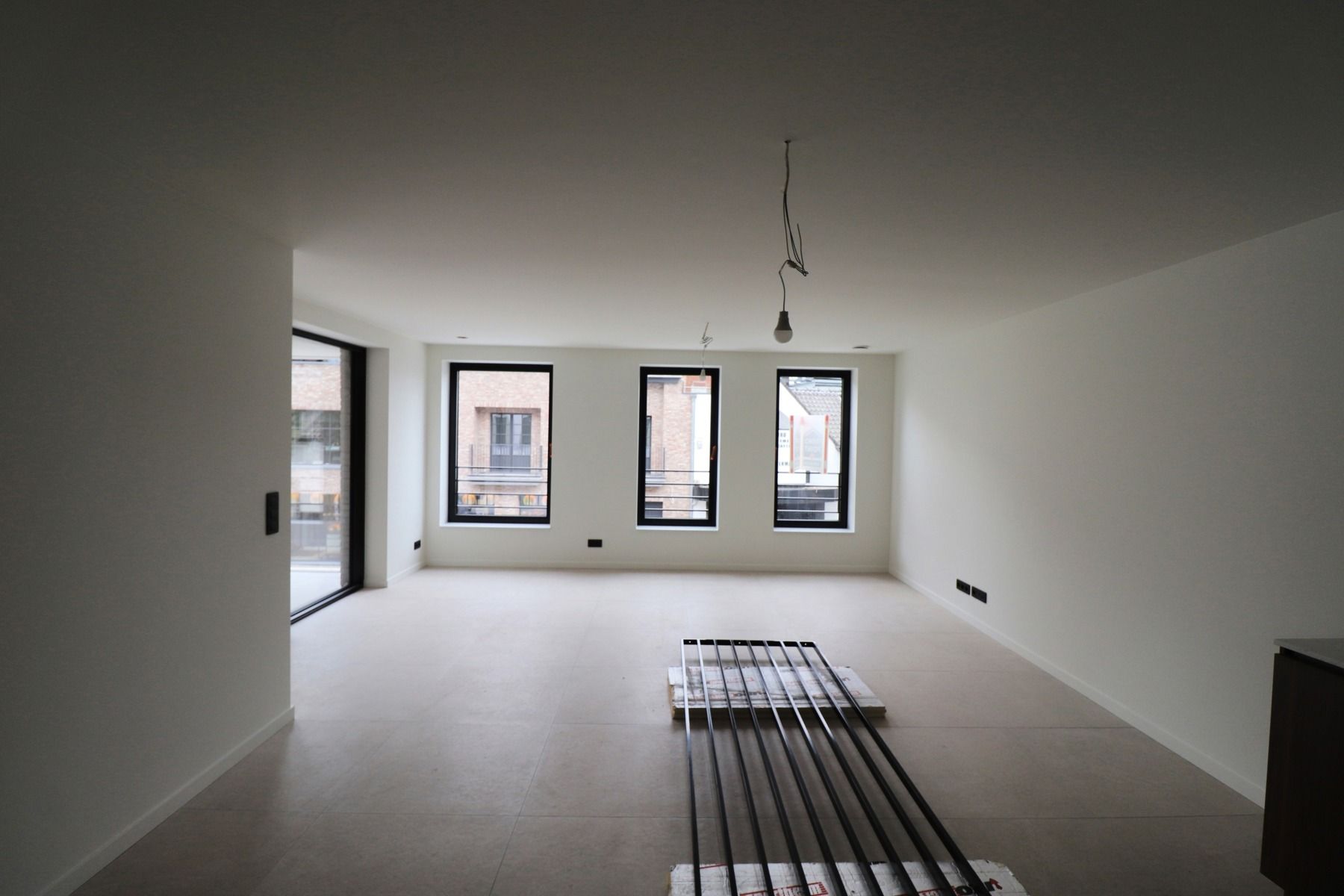 Nieuwbouw appartement op de 1ste verdieping van 95,50m² met 2 slaapkamers en terras.  foto 2