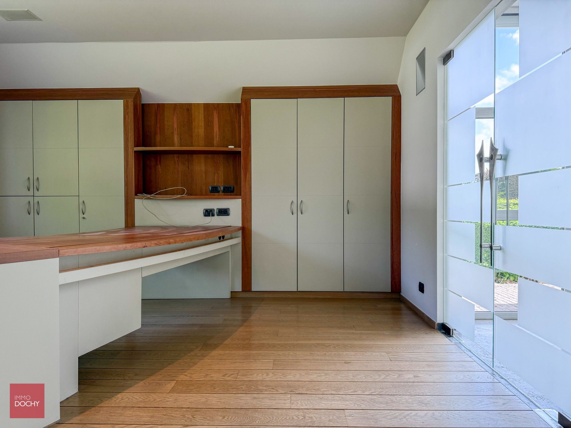 Privaat gelegen instapklare luxe- villa met zicht op Leie-oevers foto 9