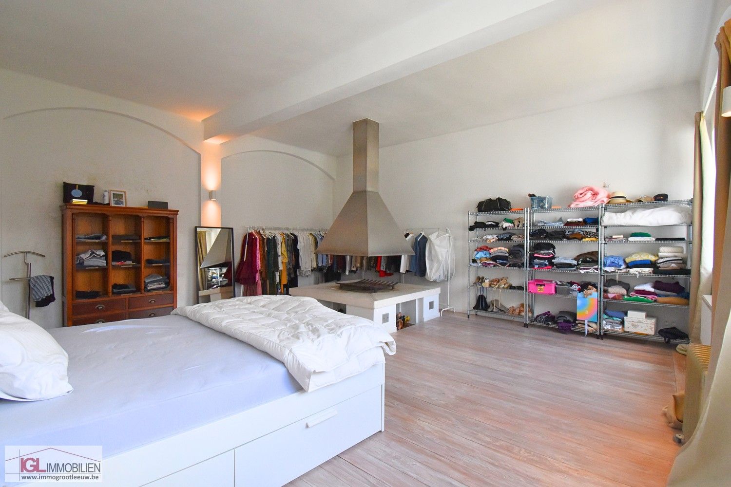 Ruime modern gerenoveerde woning te koop in Huizingen foto 12