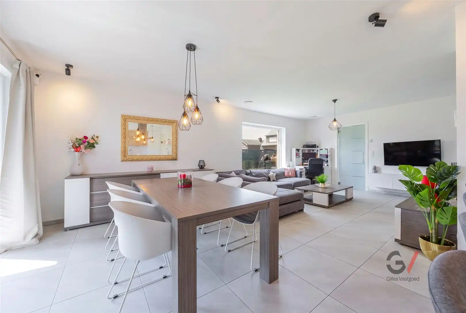 Instapklare woning in doodlopende straat in Herent foto 4