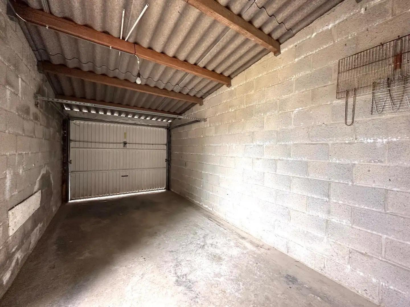 Volledig gerenoveerde woning met garage en tuin in hartje Tongeren! foto 24