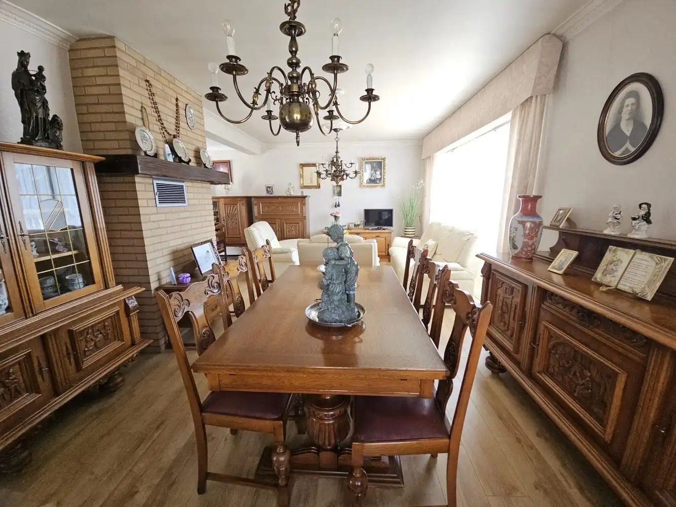 Woning met 4 slaapkamers en garage foto 8