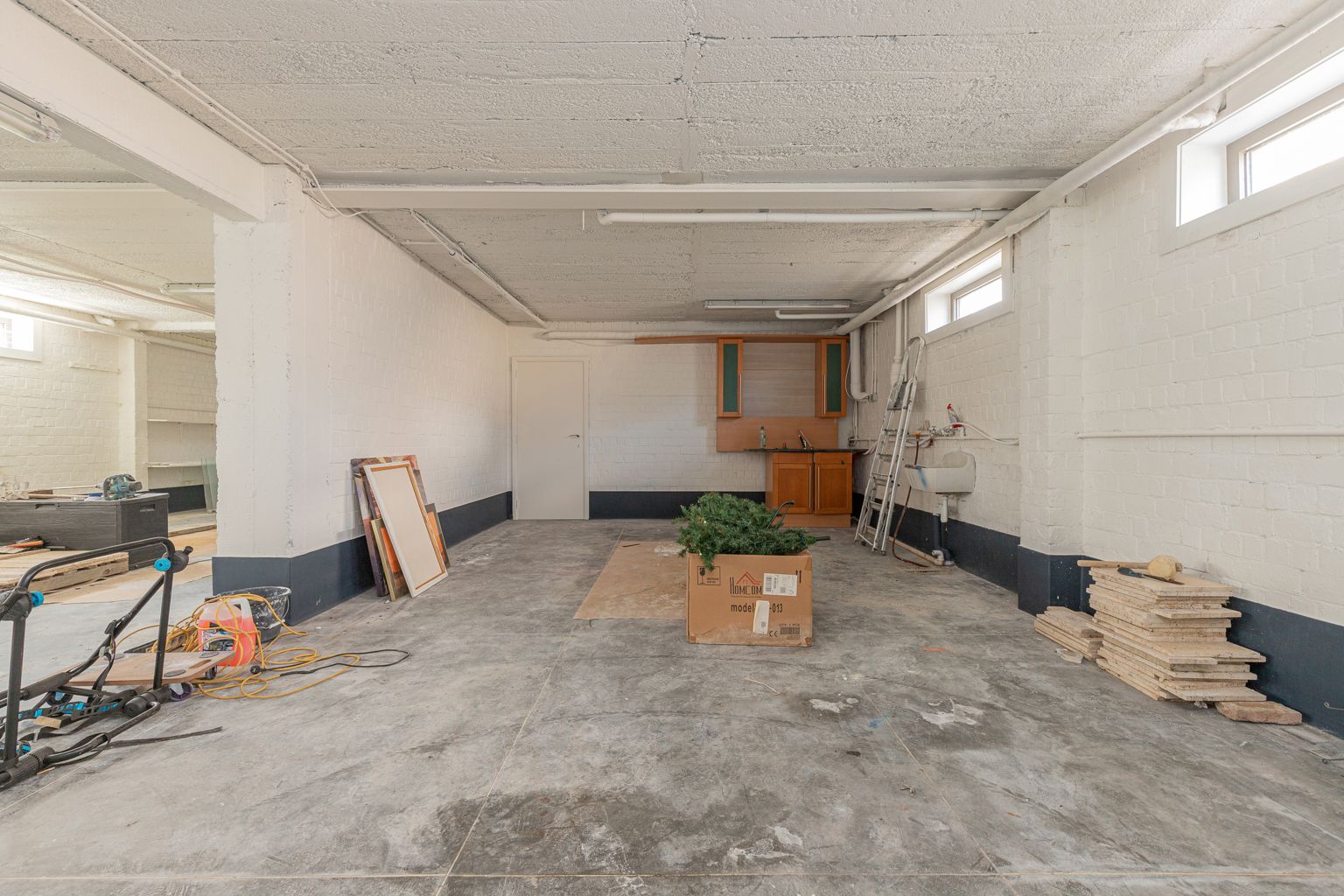 Gerenoveerde villa met 5 slpk, grote tuin, dubbele garage! foto 21