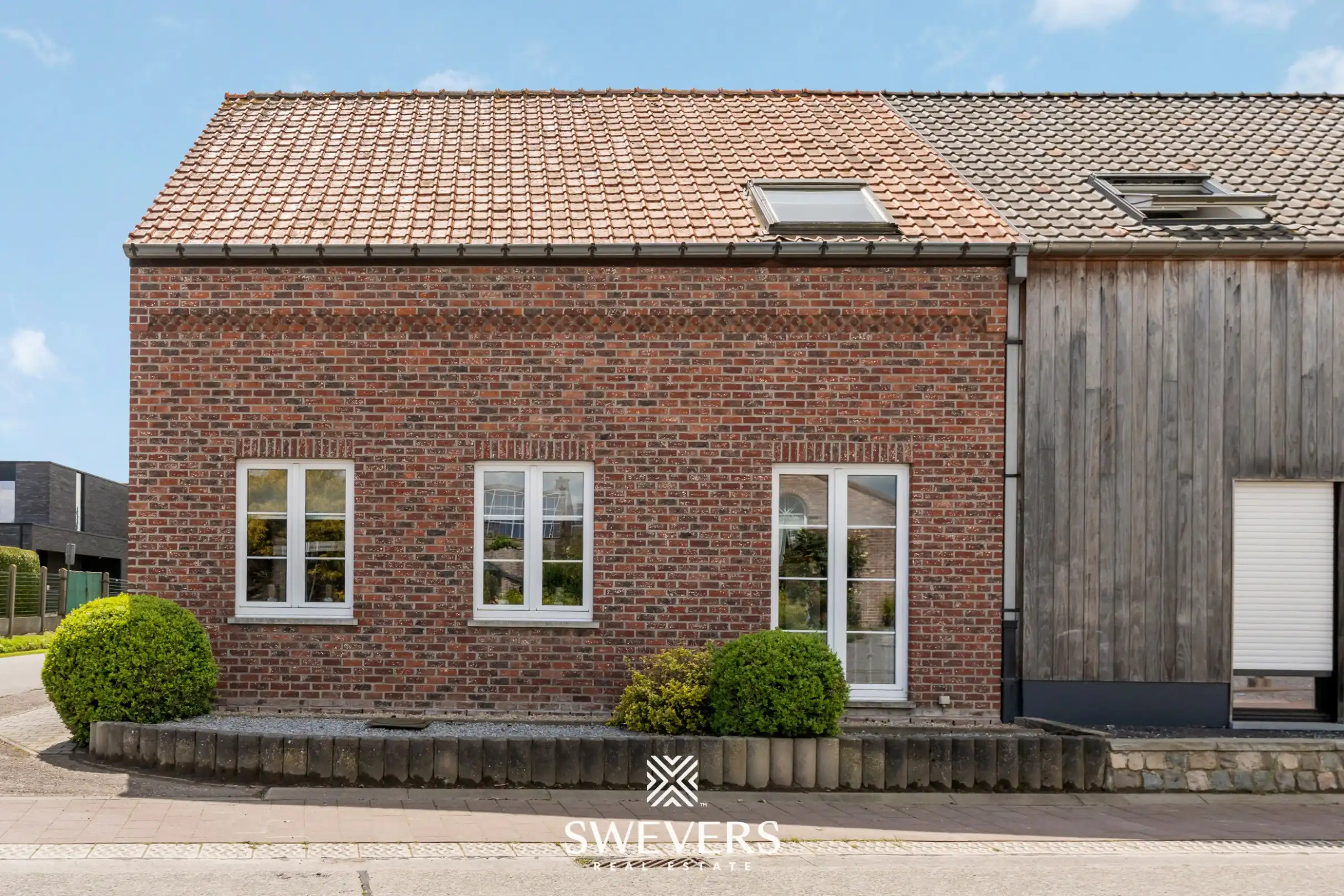 Instapklare woning met veel ruimte, 4 slaapkamers en zonnige tuin foto 34