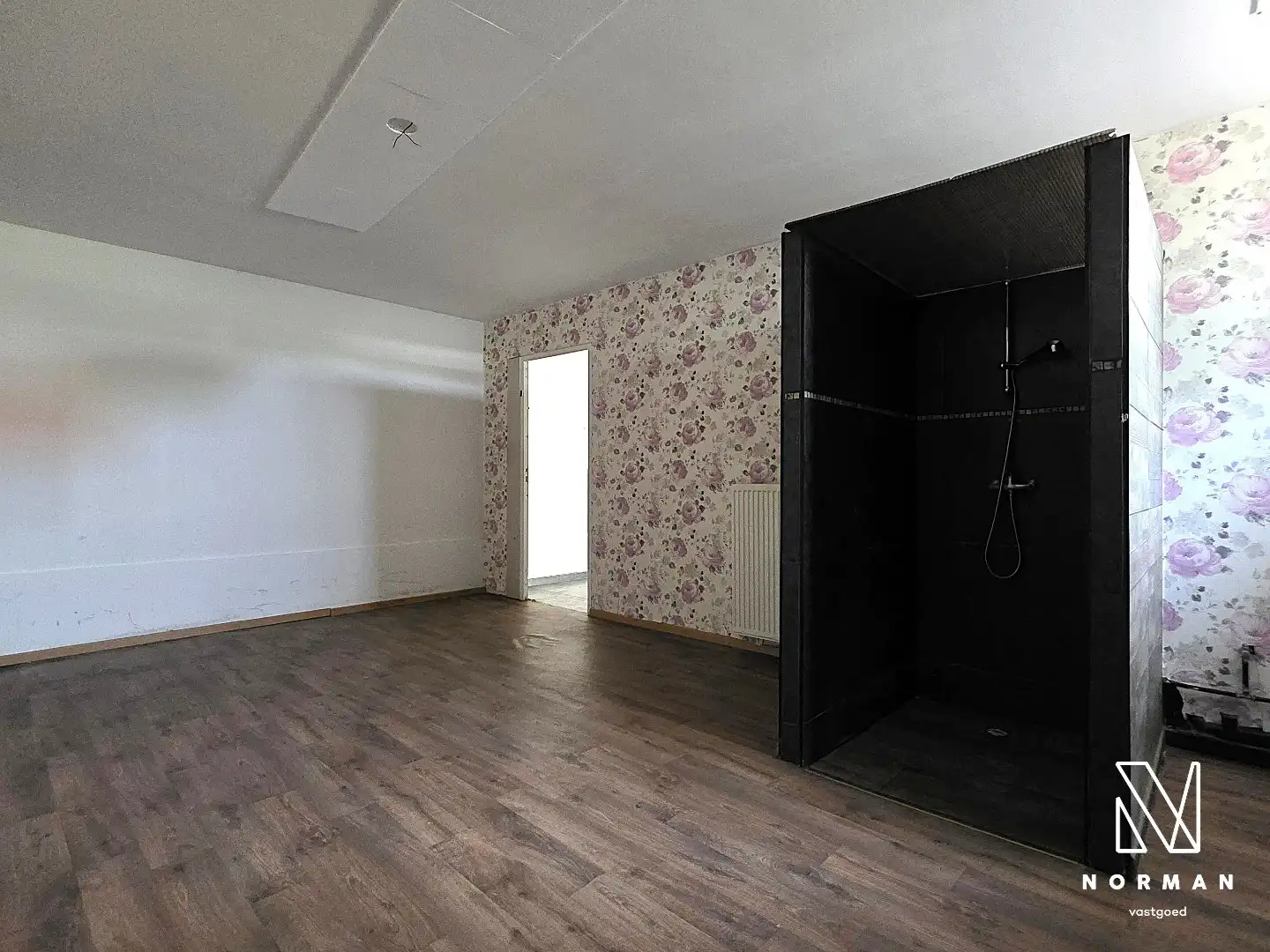 Woning met 4 slaapkamers aan de rand van Kortrijk foto 4