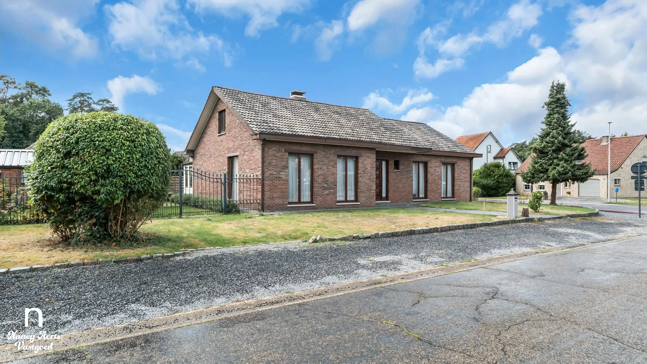 Gelijkvloerse woning met 3 slpks op uitstekende ligging foto 2
