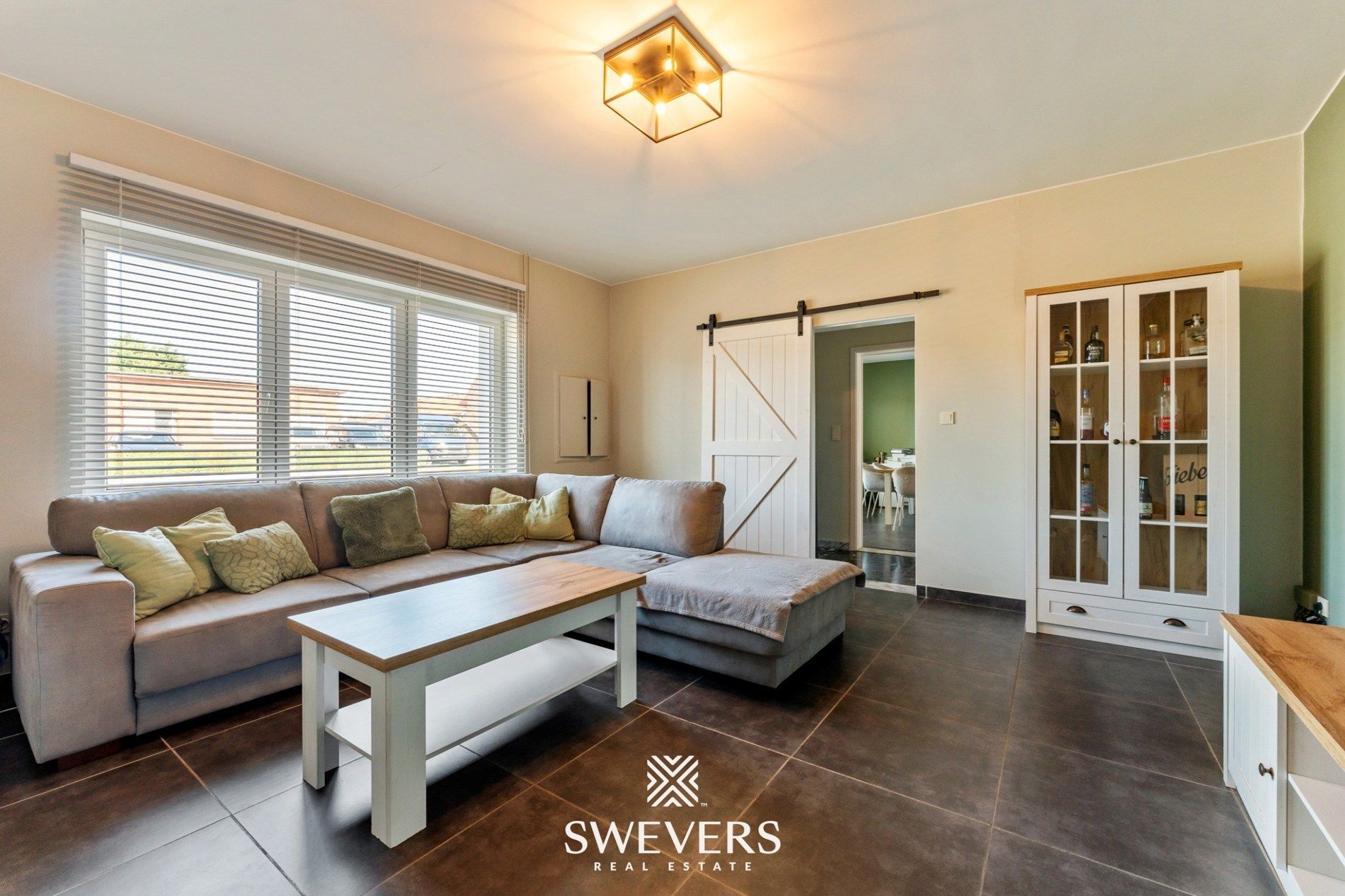 Gerenoveerde gezinswoning met 3 slpk en zonnige tuin foto 2