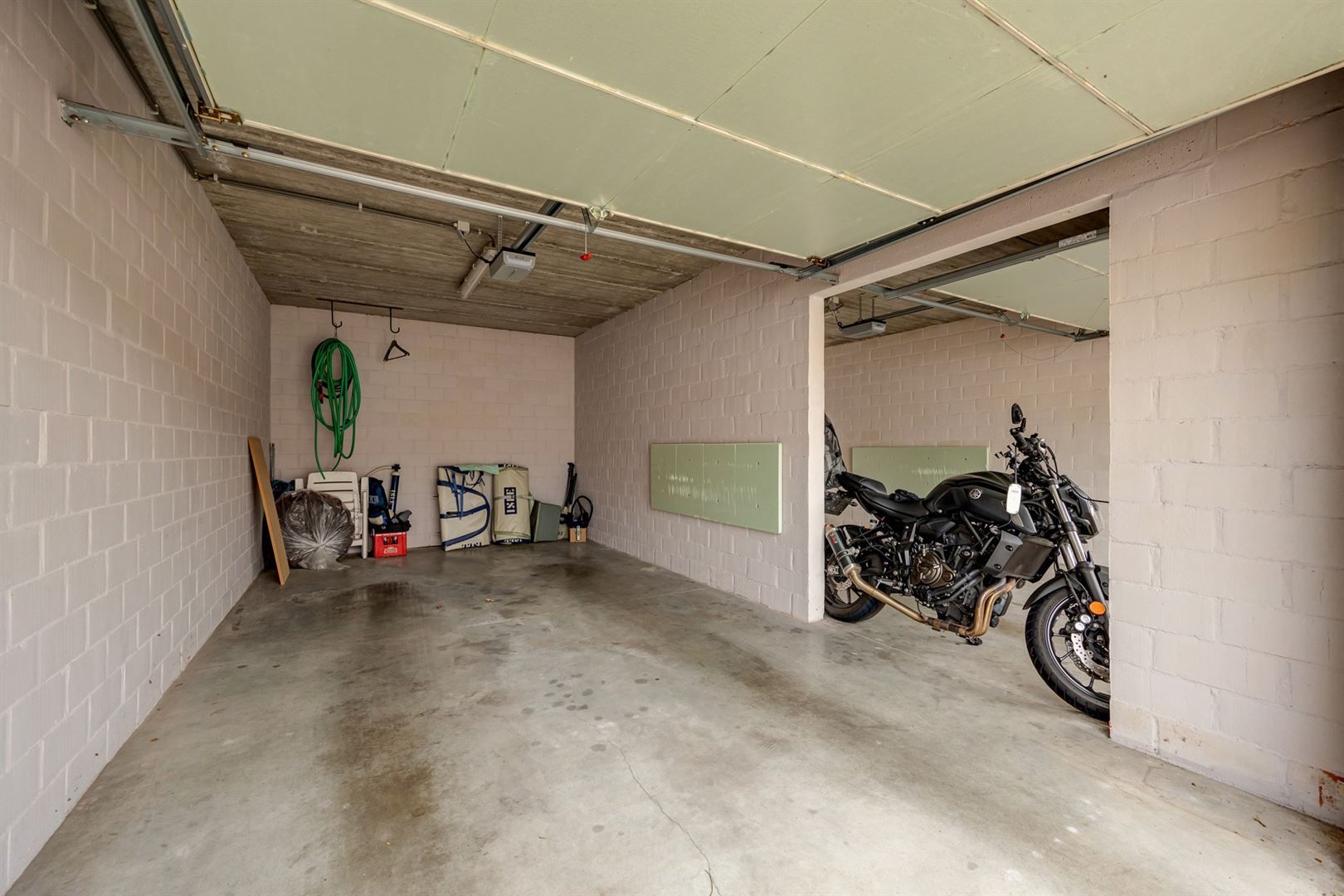 Lichtrijk penthouse met terras, zolder en dubbele garagebox. foto 23