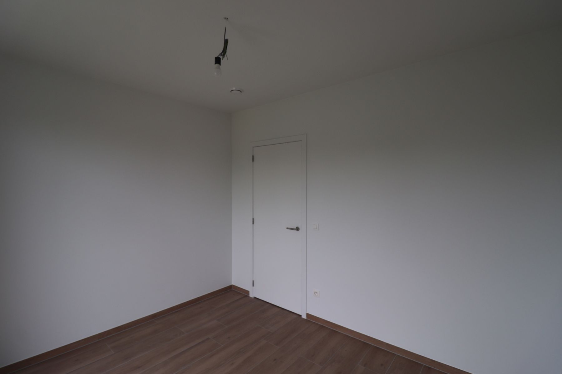 Prachtig nieuwbouwappartement op de bovenste verdieping rechts met 2 terrassen, autostaanplaats en berging. foto 11