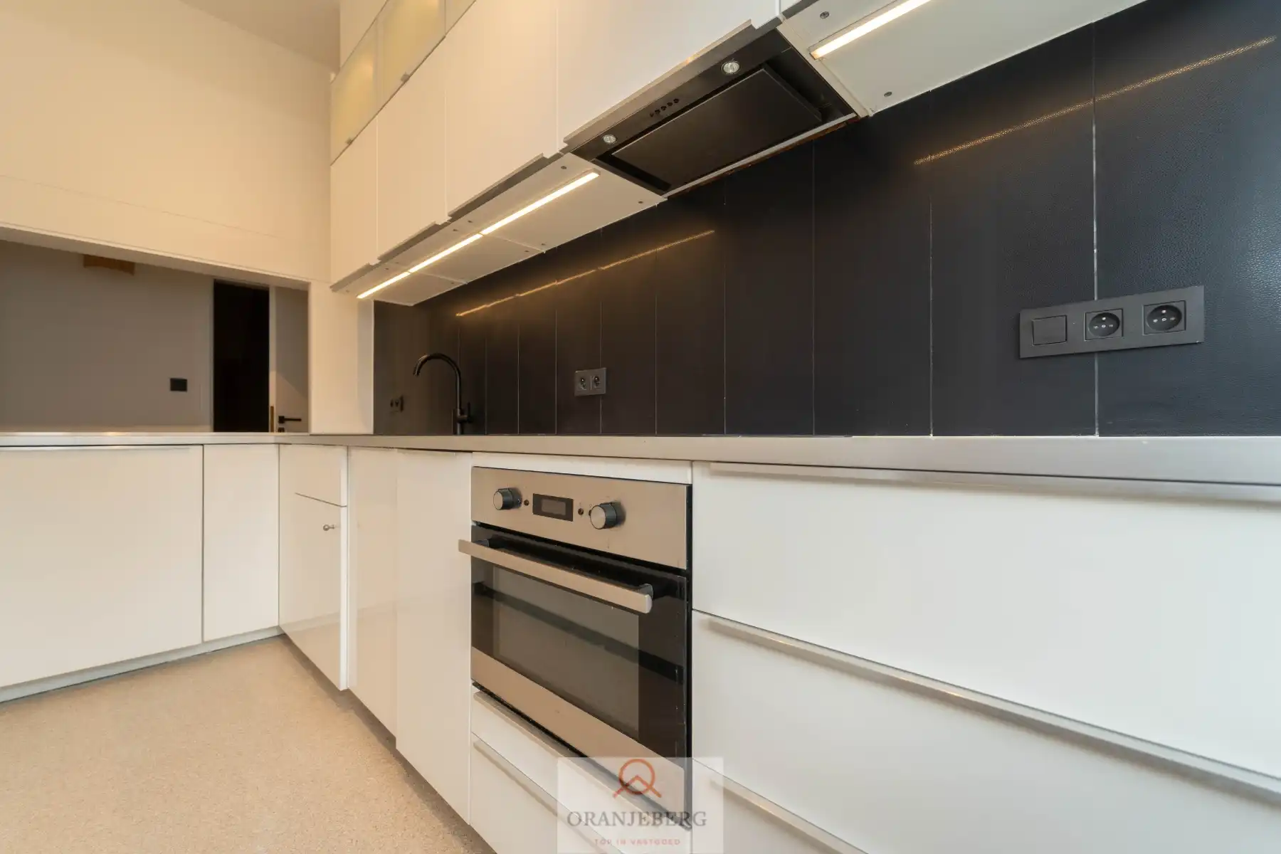 Ruim appartement aan station Gent-Sint-Pieters foto 13