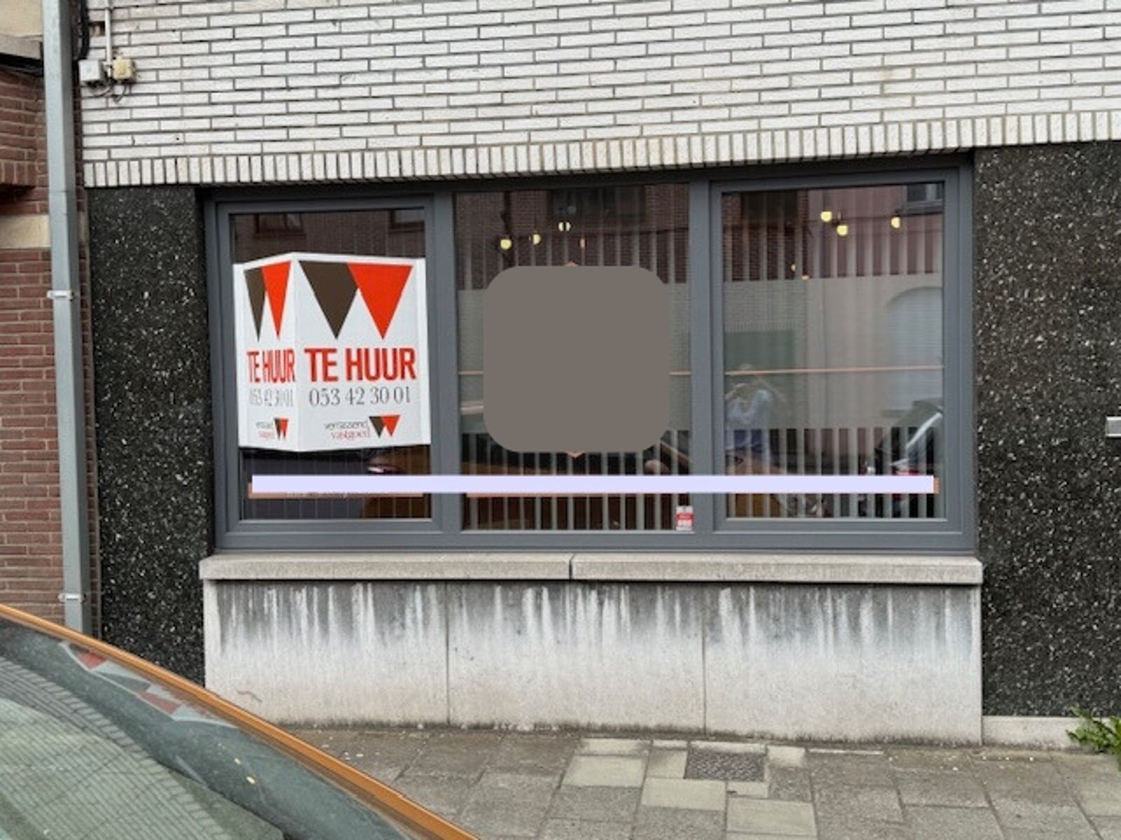 Te huur: kantoorruimte vlakbij E40 foto {{pictureIndex}}