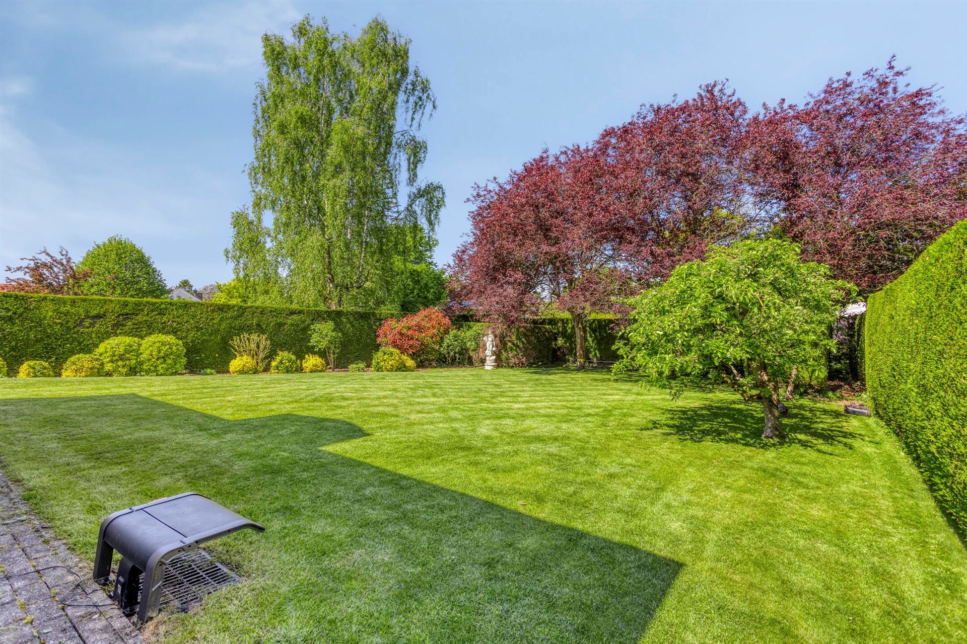 Prachtig gerenoveerde villa op mooi perceel foto 36
