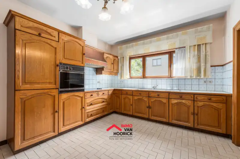 Ruime bungalow 3 slaapkamers op 676m²! foto 8