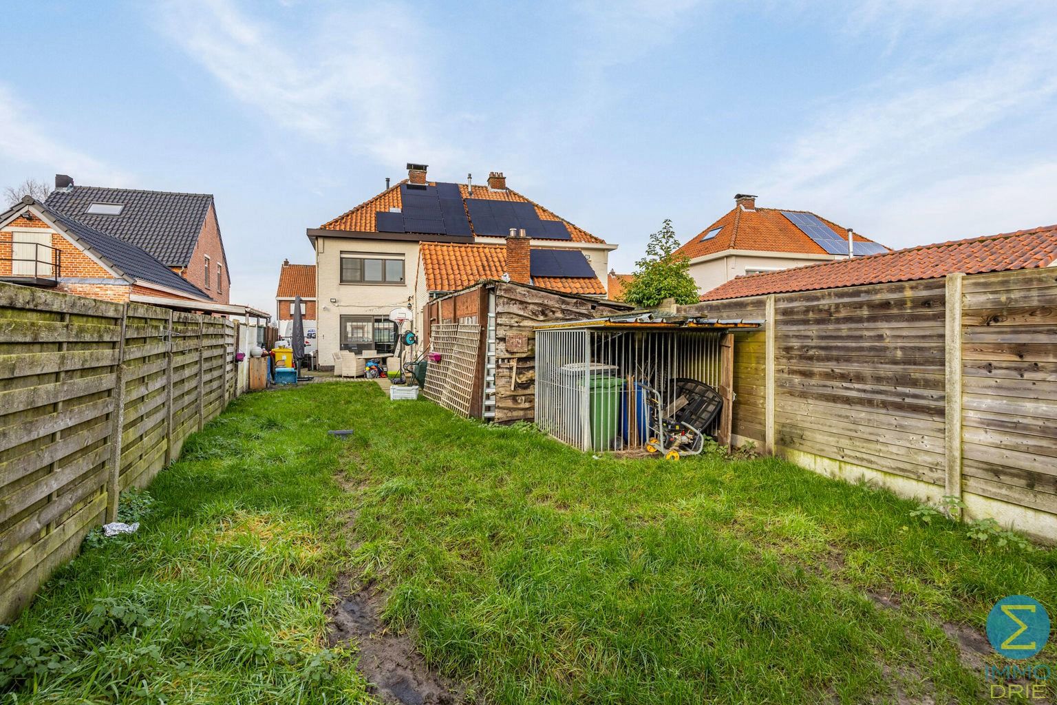 Centraal gelegen woning met 4 kamers op perceel van 280m². foto 17