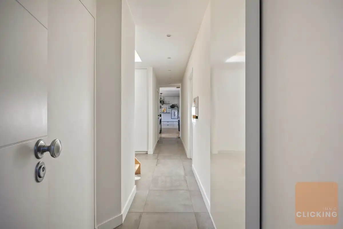 Hidden penthouse met terras en dubbele garage foto 29