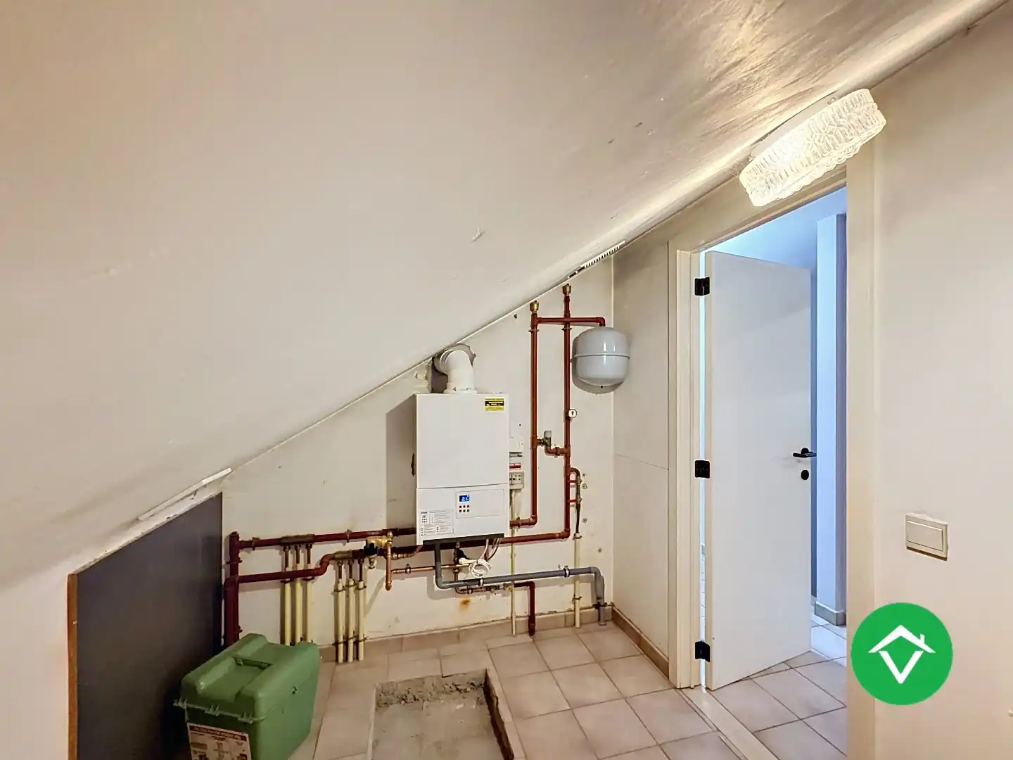 Duplex appartement met 2 slaapkamers groot terras en garage te Handzame foto 16