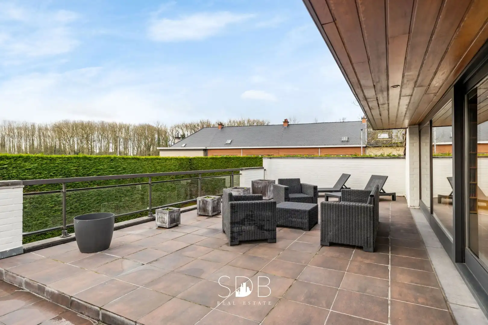 Prachtige ruime villa met gezinstuin + appartement op 2.135m² foto 25