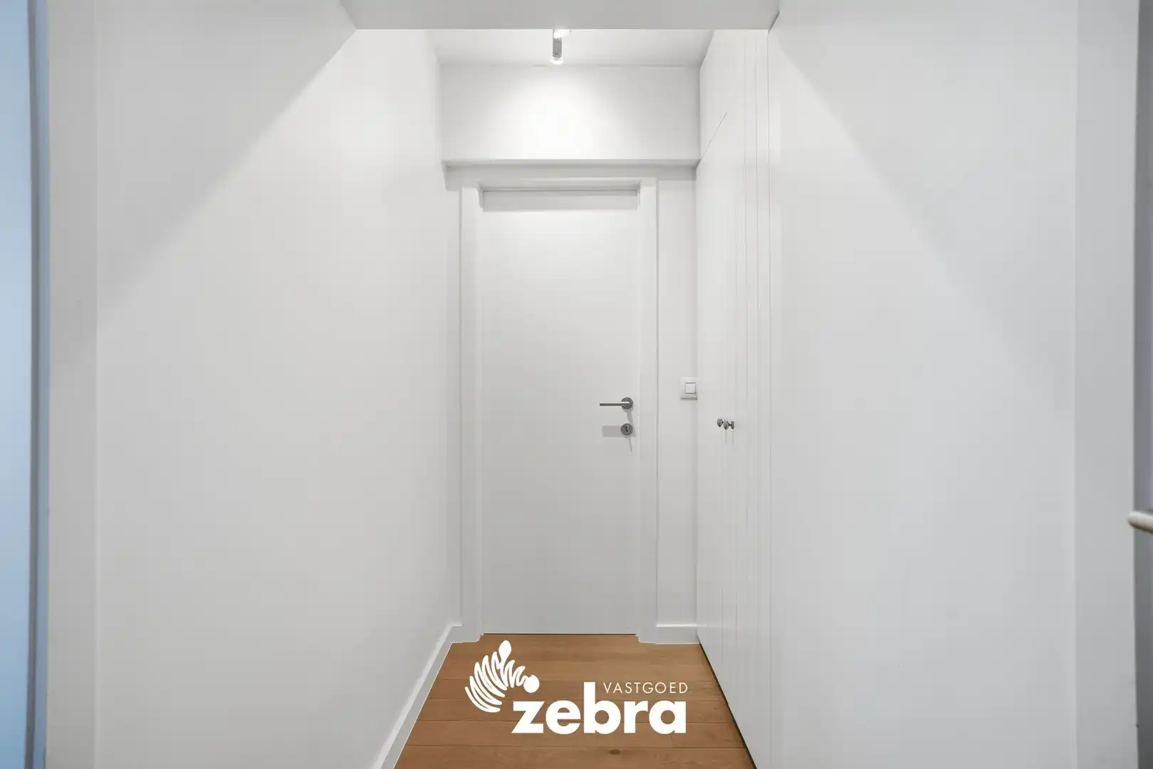 Penthouse met 2 slaapkamers op 191 m² in hartje Roeselare! foto 8