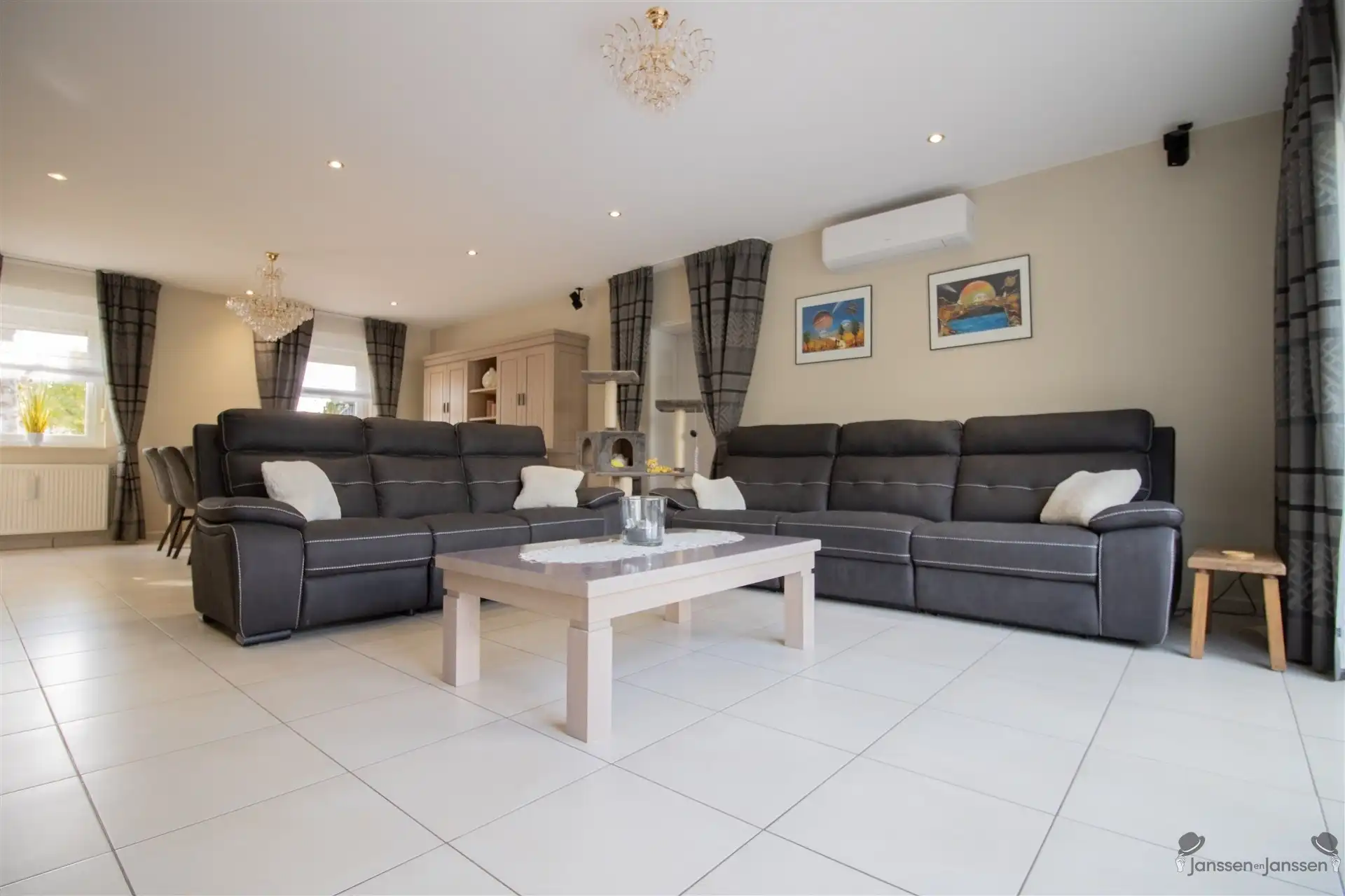 Ruime energiezuinige en instapklare woning met 3 à 4 slaapkamers. foto 4