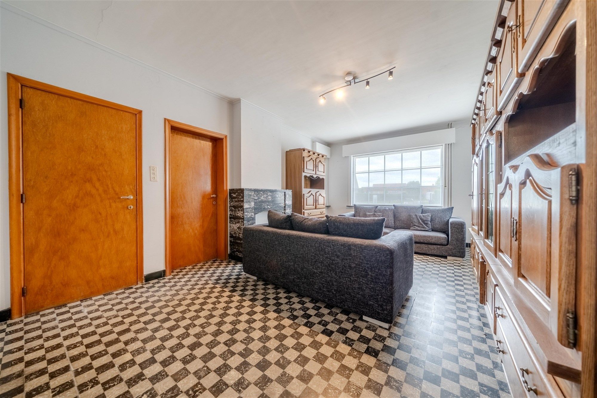 Vrijstaande woning met bijgebouw foto 5