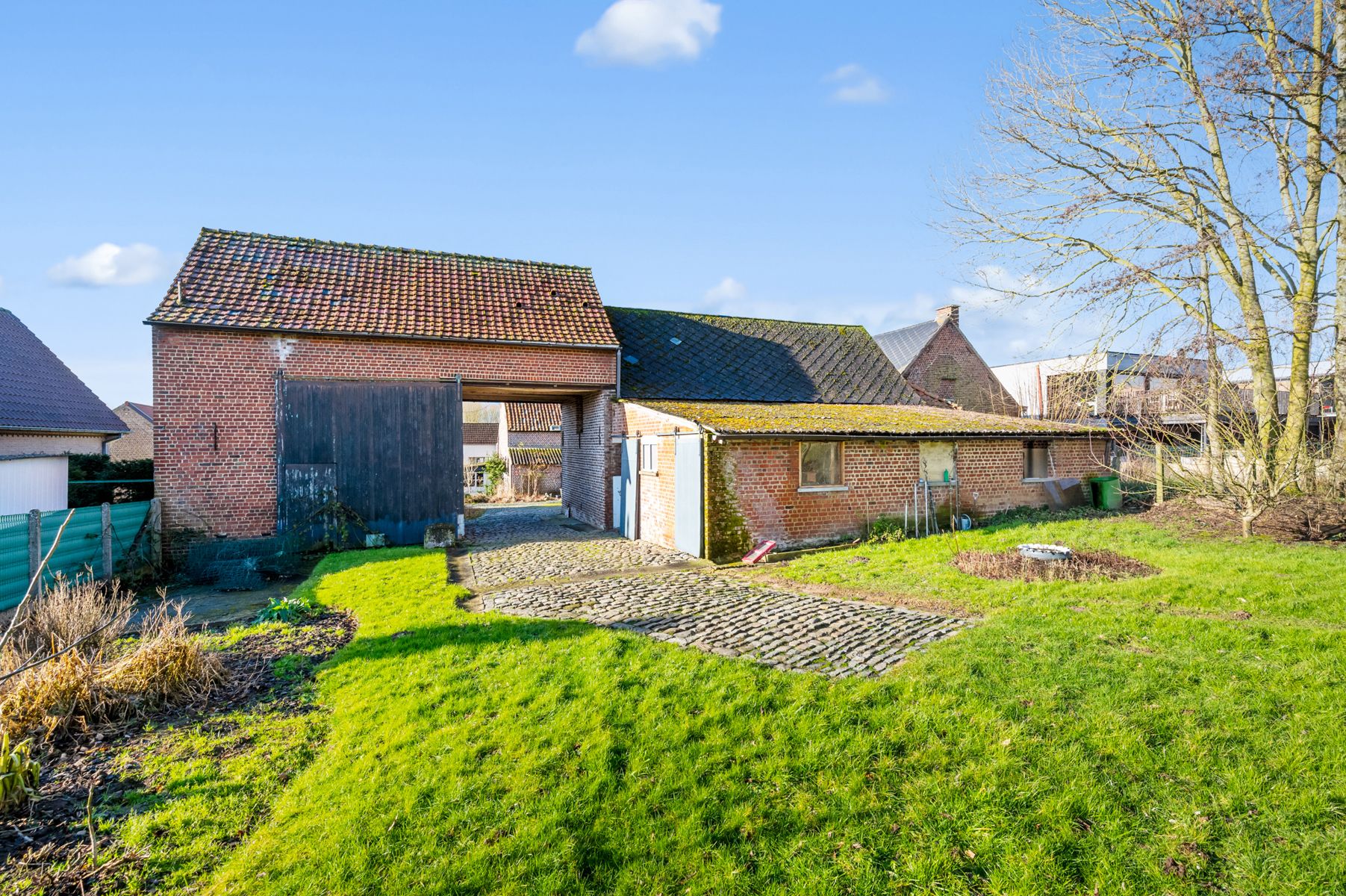 Te renoveren hoeve op een prachtig perceel van 5075 m² foto 8