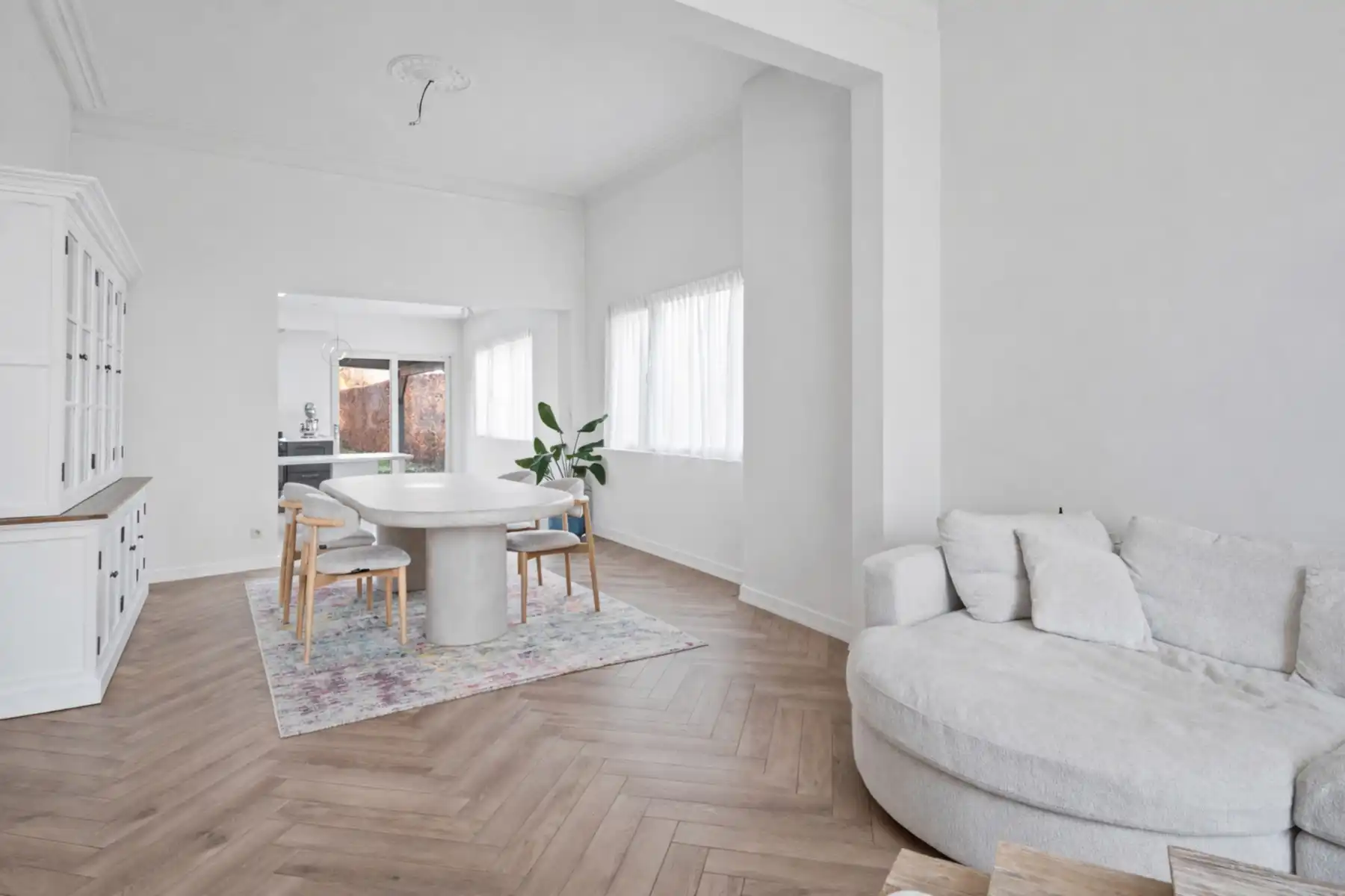 Karaktervolle gerenoveerde woning met 3 slaapkamers en tuin. foto 5