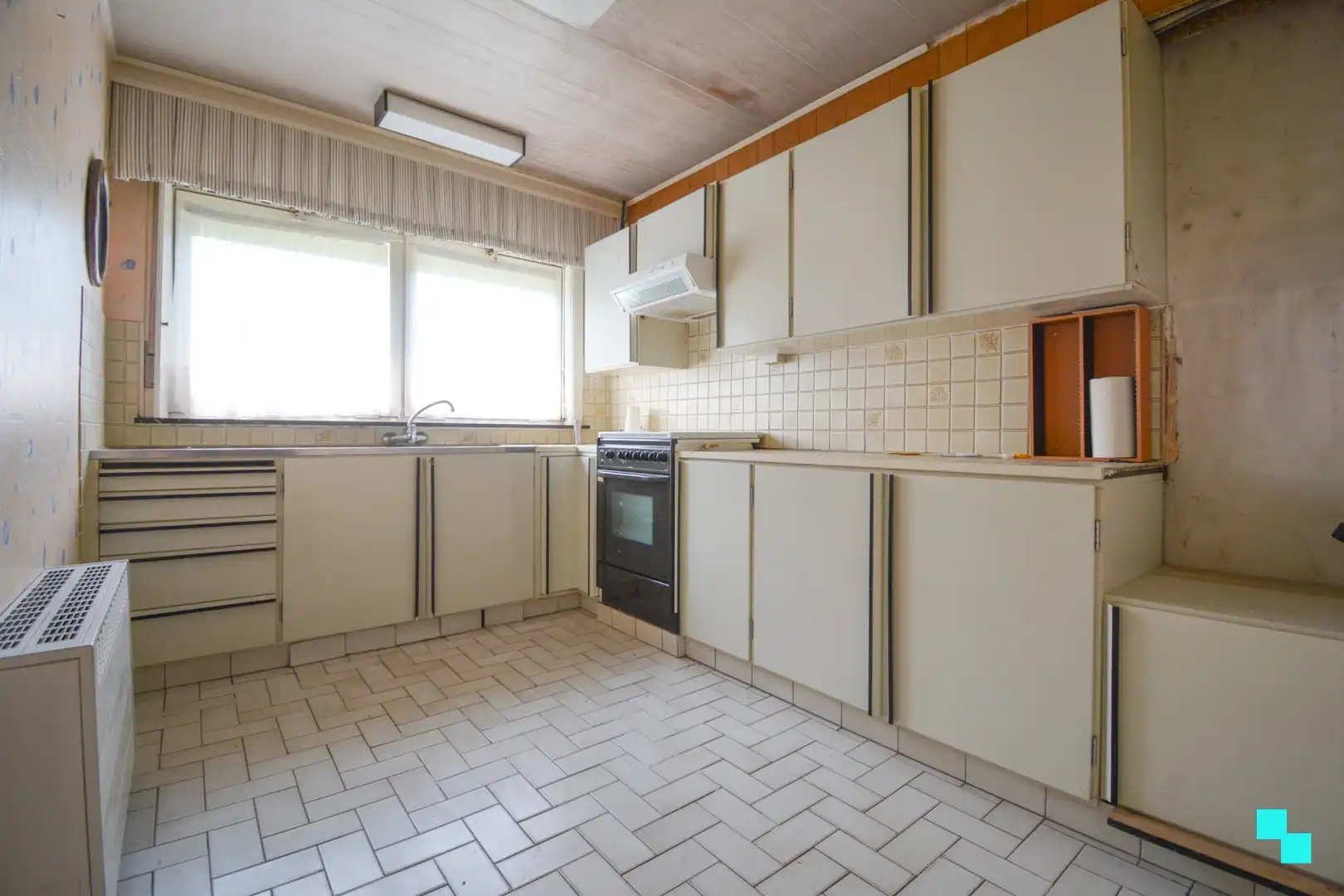 Te renoveren woning op aantrekkelijk hoekperceel te Hooglede foto 9
