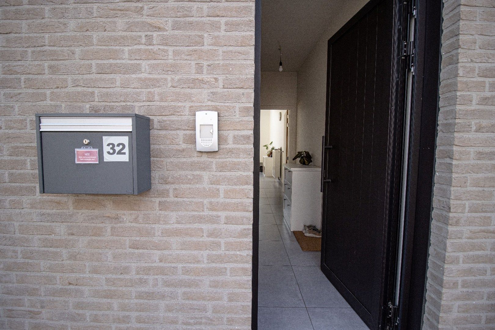 Rijwoning met 3 slaapkamers en tuin in Kortrijk foto 17