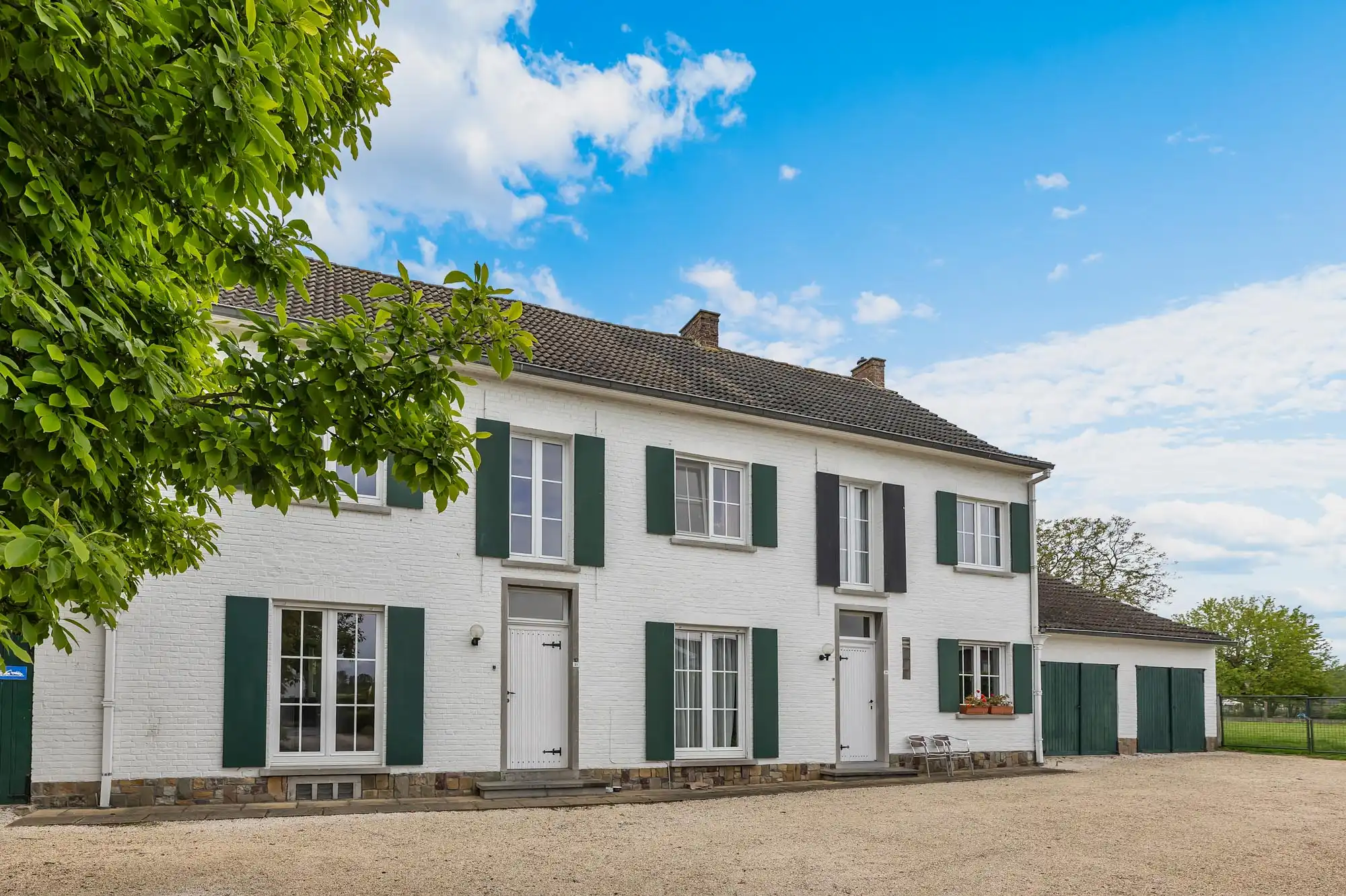 Charmewoningen met aanpalende weide te koop te Pajottegem! foto 7