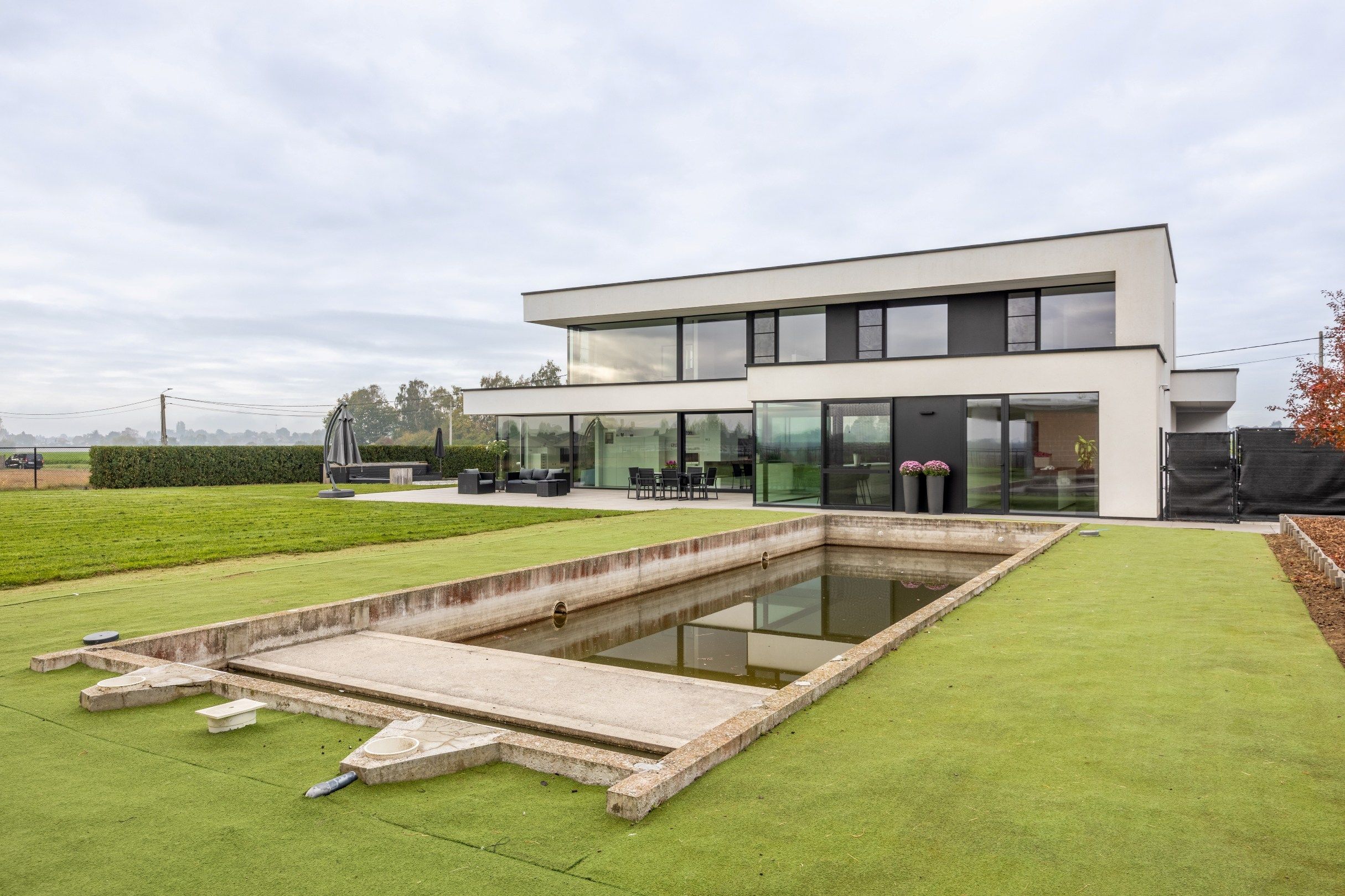 ARCHITECTURALE NIEUWBOUWVILLA OP RUIM LANDELIJK DOMEIN foto 29