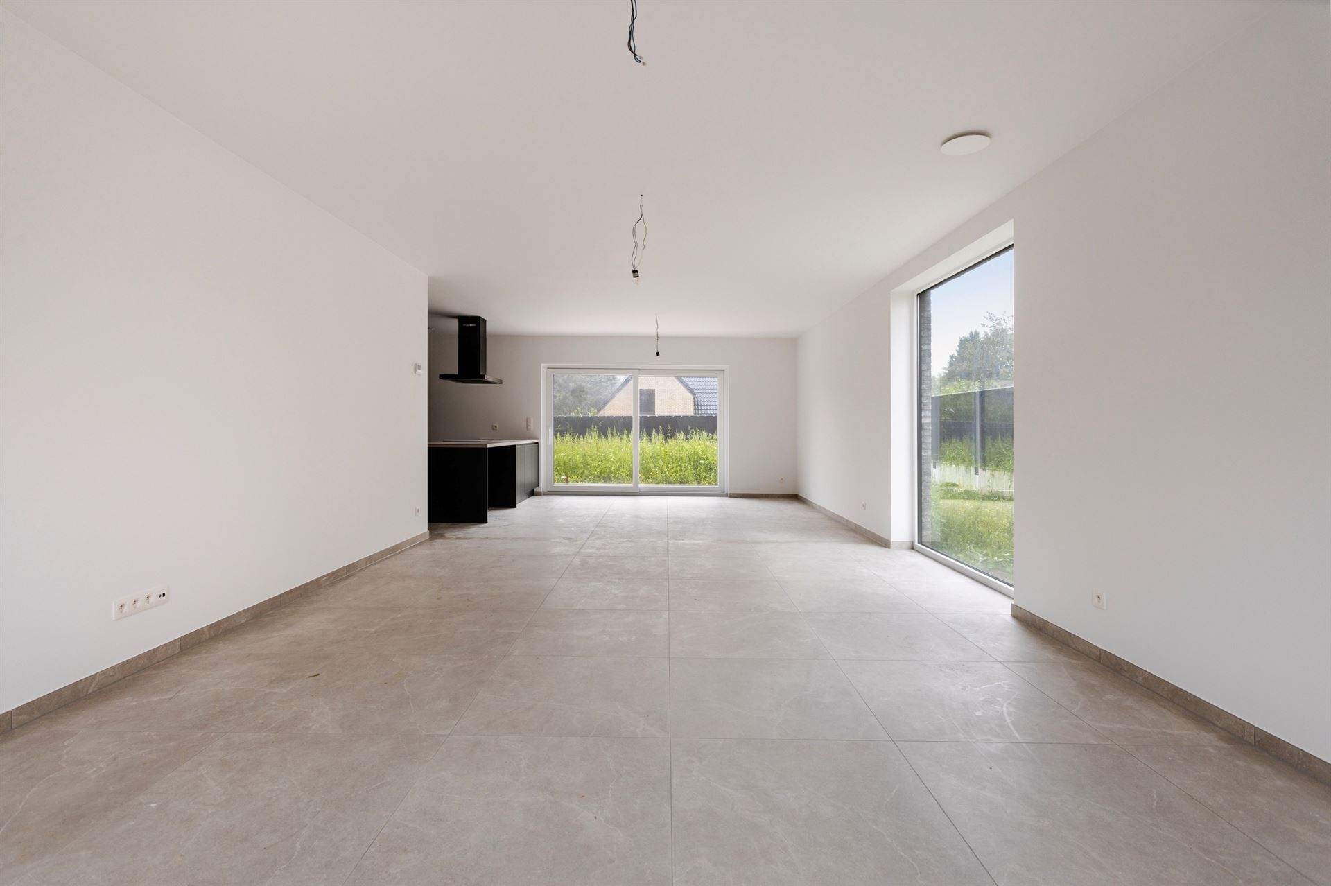 Nieuwbouw van 320 m² met 6 slpk - 2 badk  foto 4