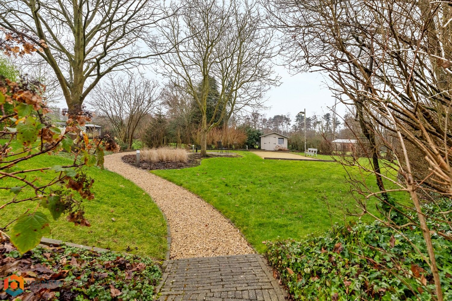 Instapklare woning met 4 slpkrs en sfeervolle tuin te Duffel foto 3