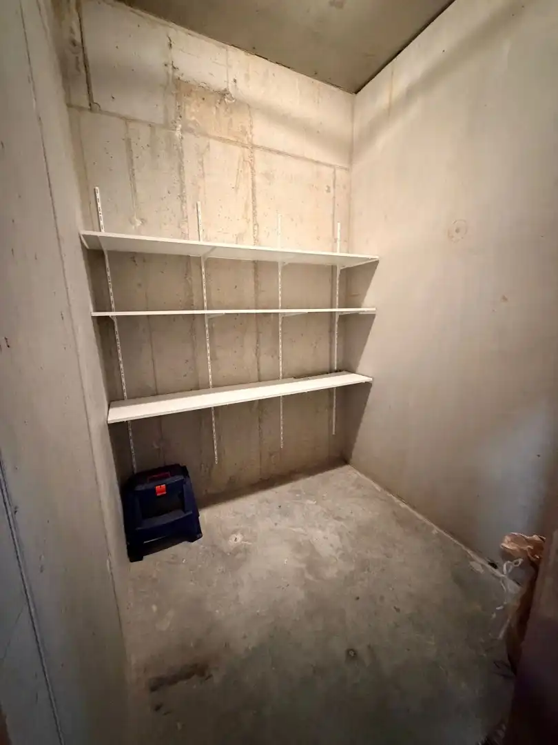 Ongemeubeld tweeslaapkamerappartement met berging én garagebox - prachtige ligging in Stil Ende Brugge foto 20