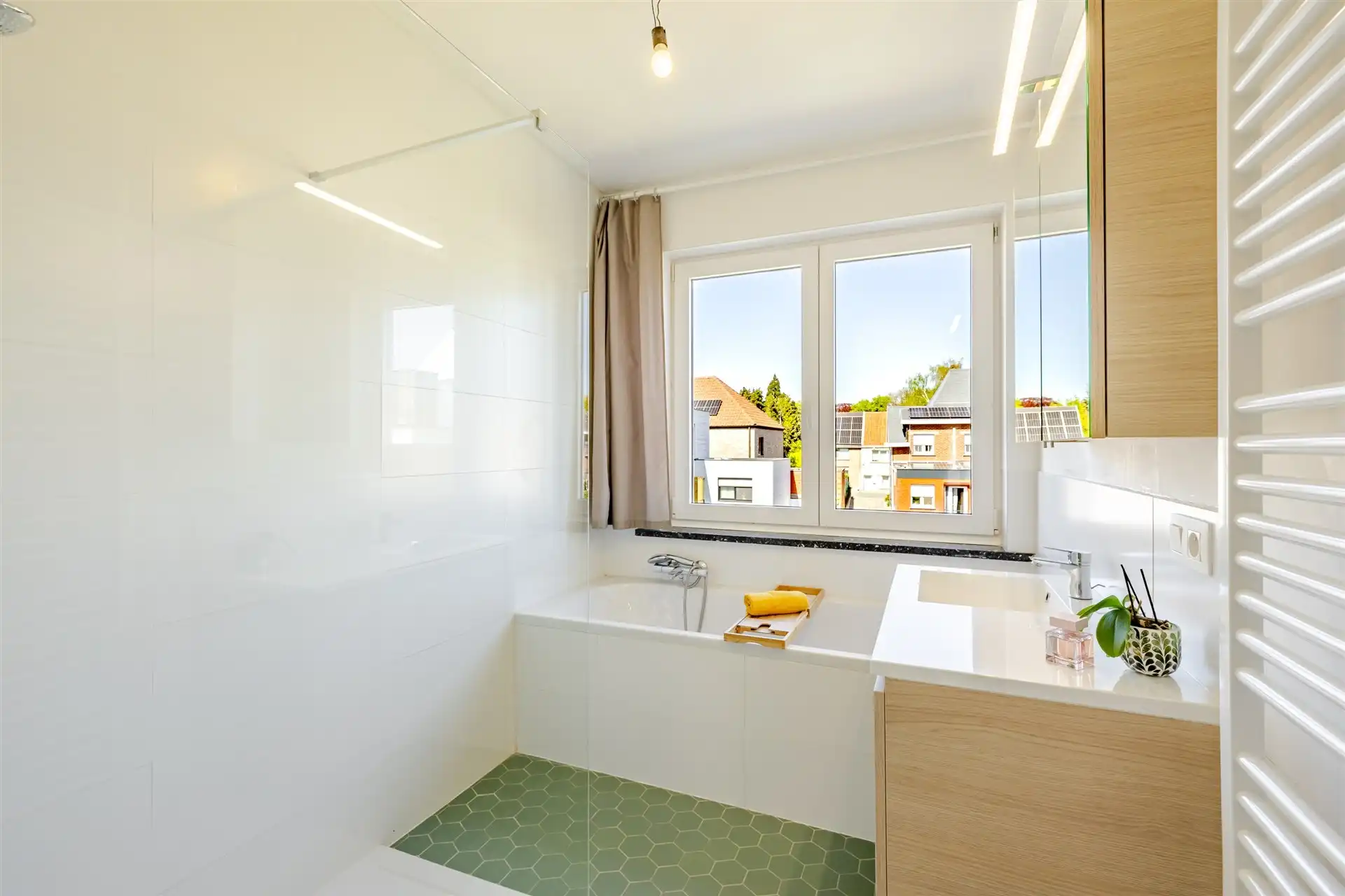 Energiezuinige gezinswoning met mooie tuin foto 12