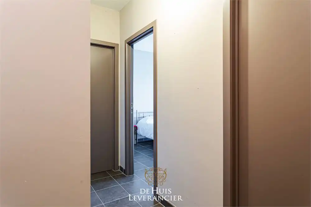 Energiezuinig modern appartement met lift en terras foto 8