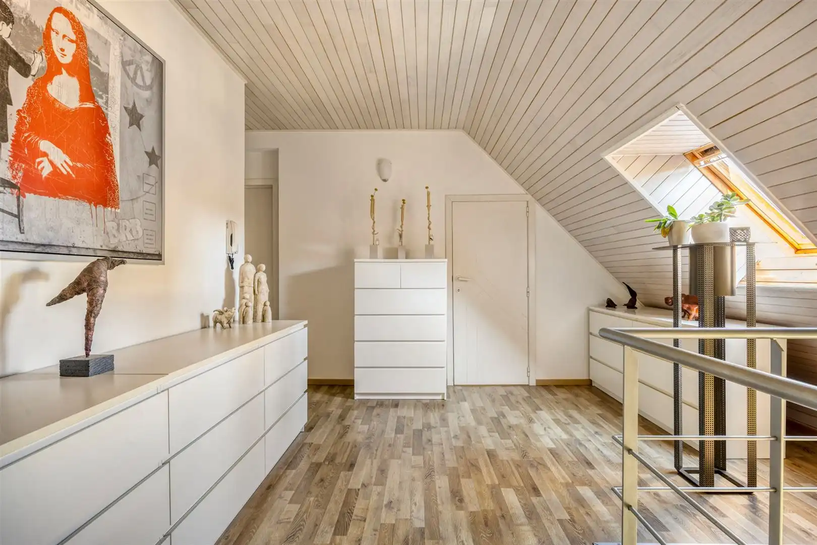 TE KOOP: Uniek woon- en investeringspand met ruime woning en 6 verhuurde studio’s te Heusden-Zolder! foto 23