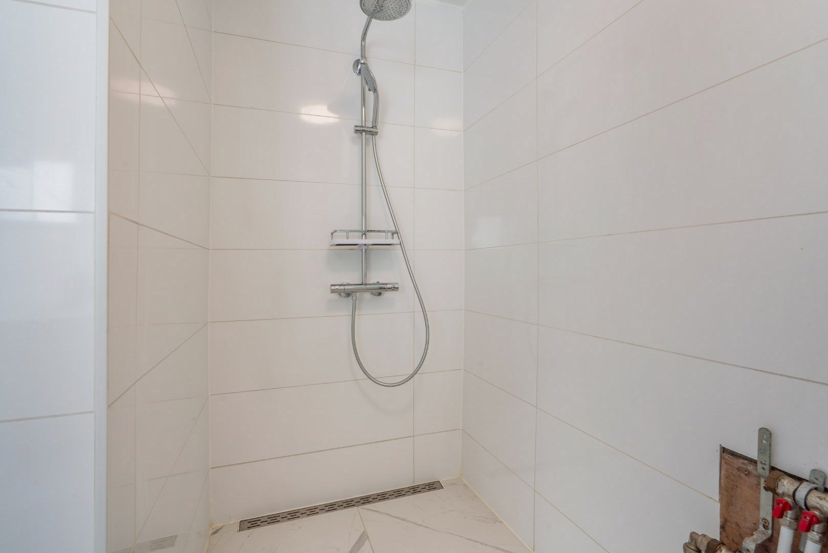 Verzorgde rijwoning gunstig gelegen te Oostende - Westerkwartier! foto 7