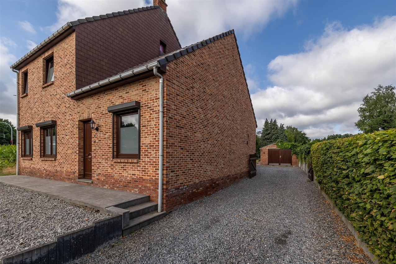 hoevewoning, 22a40ca, omgeven door agrarisch gebied foto 37