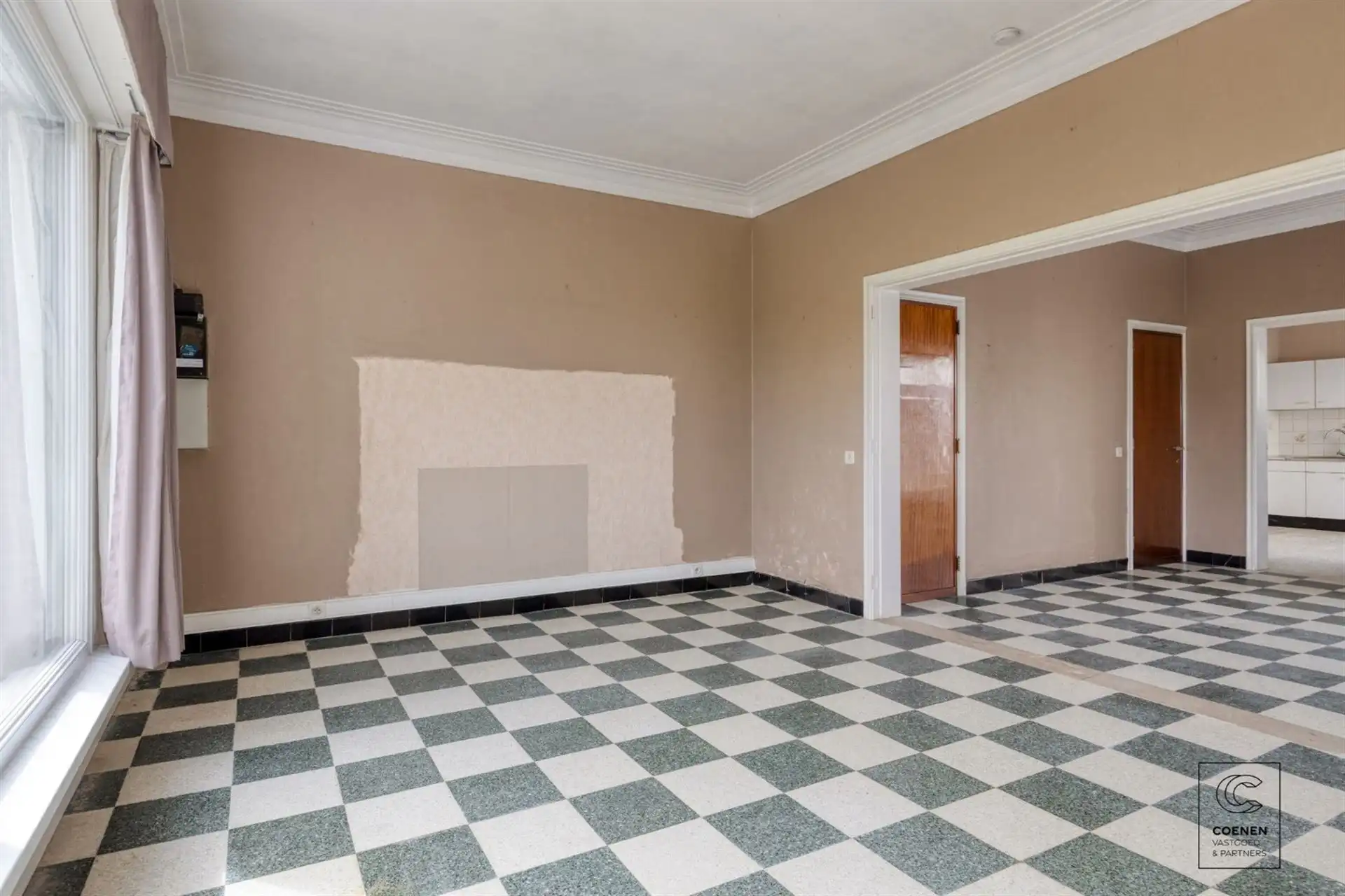 Te renoveren woning met 2 slpk op absolute toplocatie foto 6