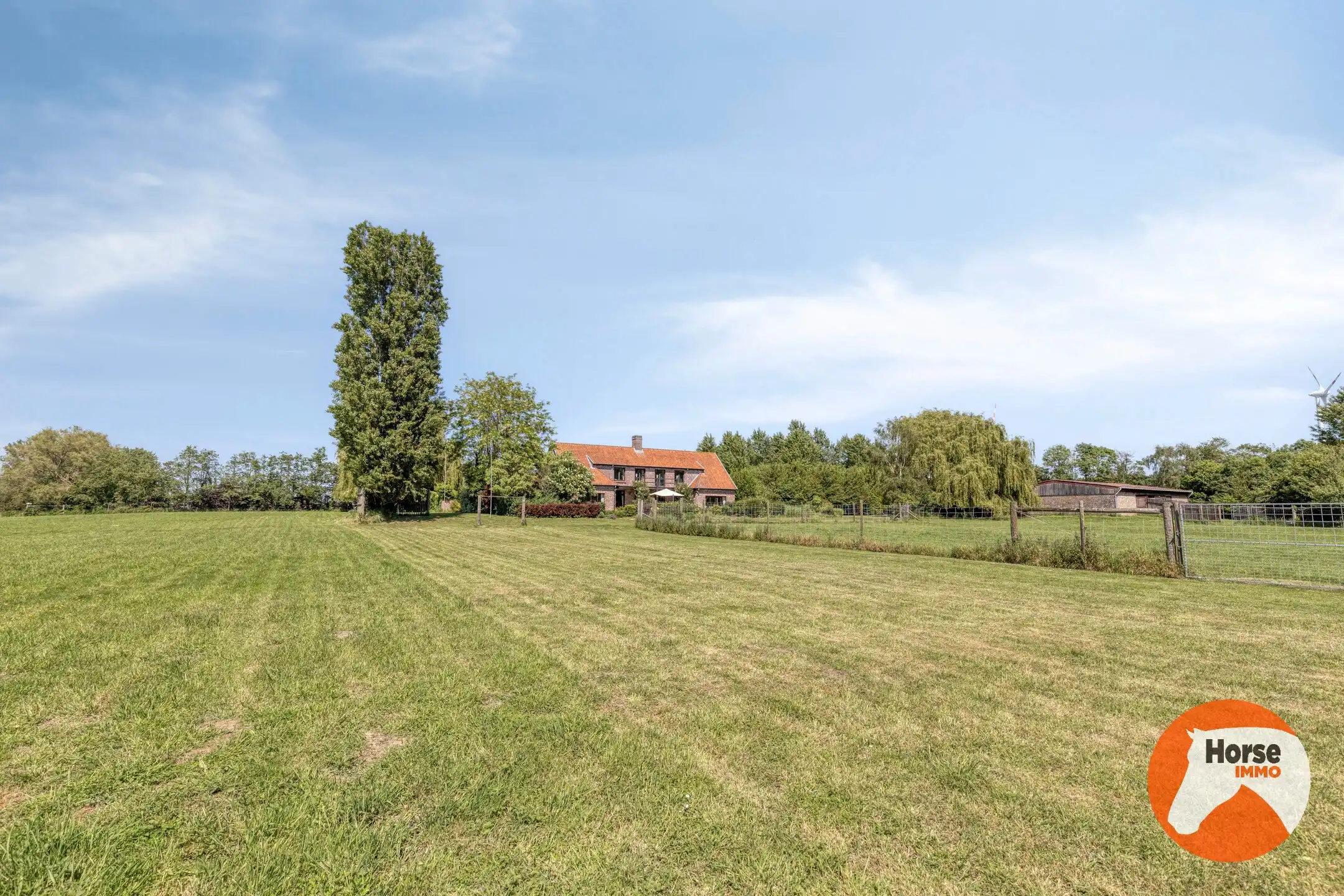 ROESELARE – Unieke villa met bijgebouwen op 4,7 ha foto 29