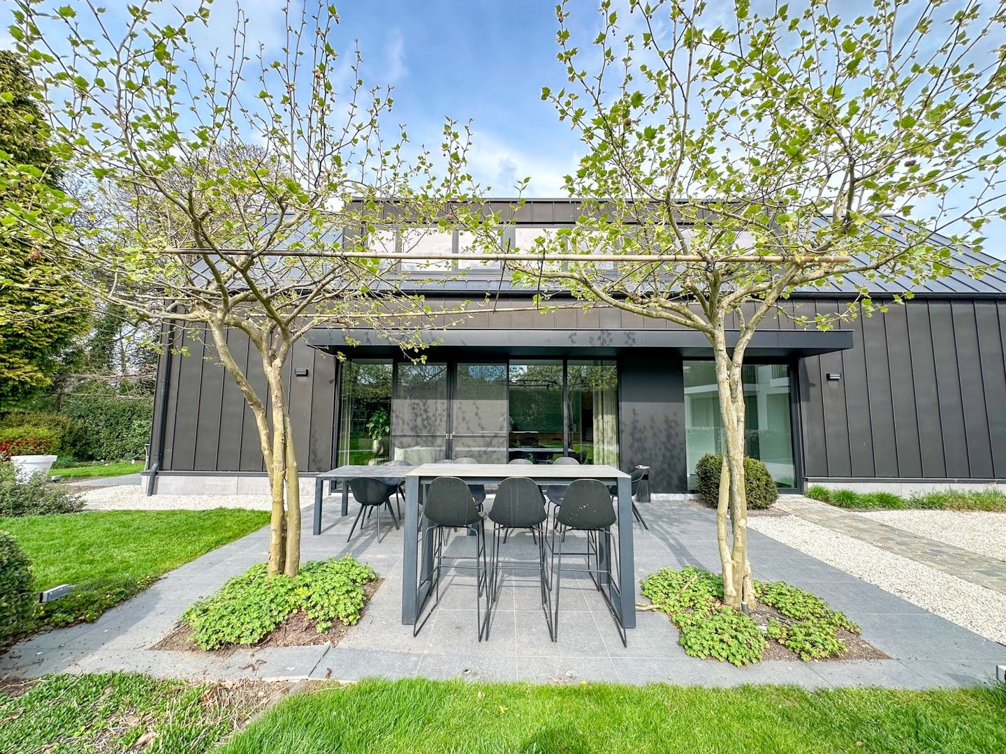 Luxueus gelijkvloers appartement in het hart van Zomergem foto 12