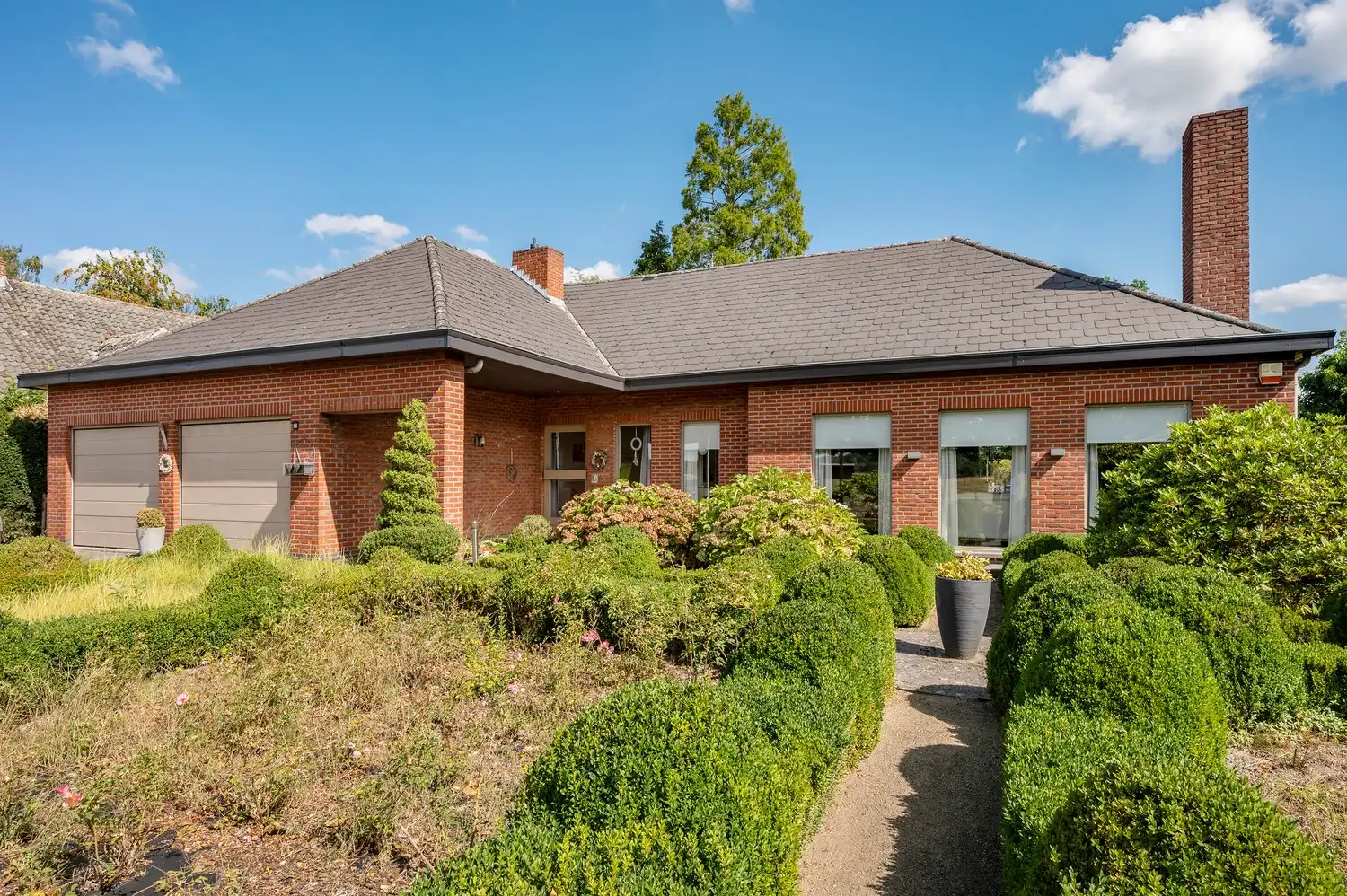 PRACHTIGE INSTAPKLARE WONING OP ZEER GOEDE LOCATIE foto 2