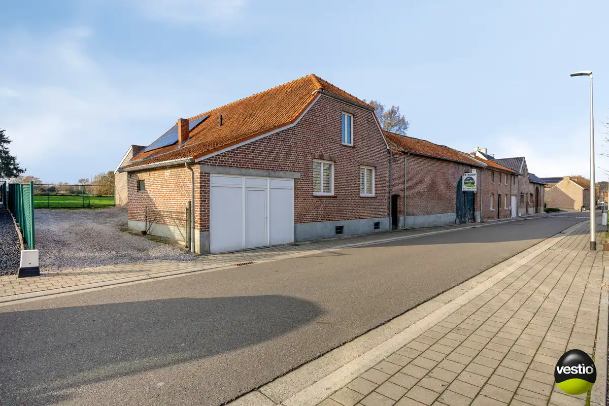 HOEVEWONING OP 26A85CA IN STADSRAND BILZEN. foto 31