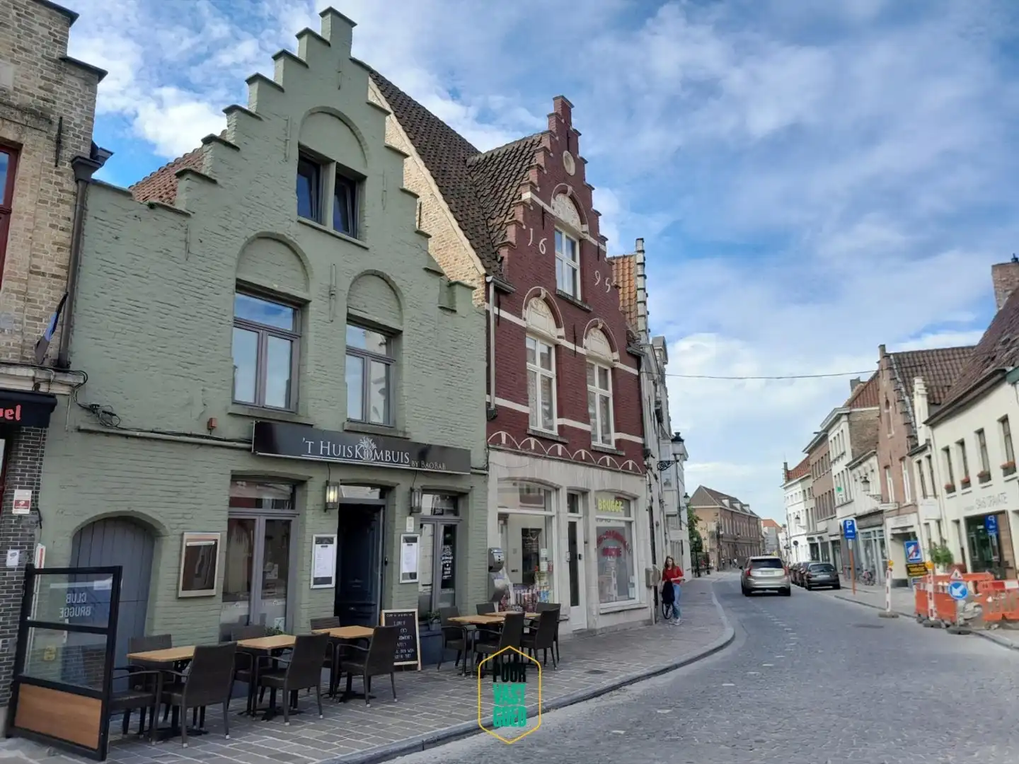 Restaurant met terras en woonst op topligging in de Langestraat foto 17