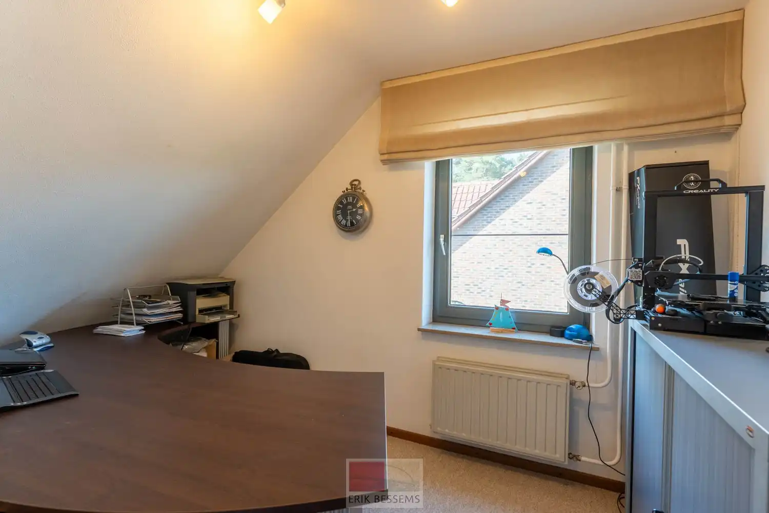 Vrijstaande woning gelegen op een royaal perceel van maar liefst 990 m² en beschikt over een bewoonbare oppervlakte van circa 221 m² foto 27