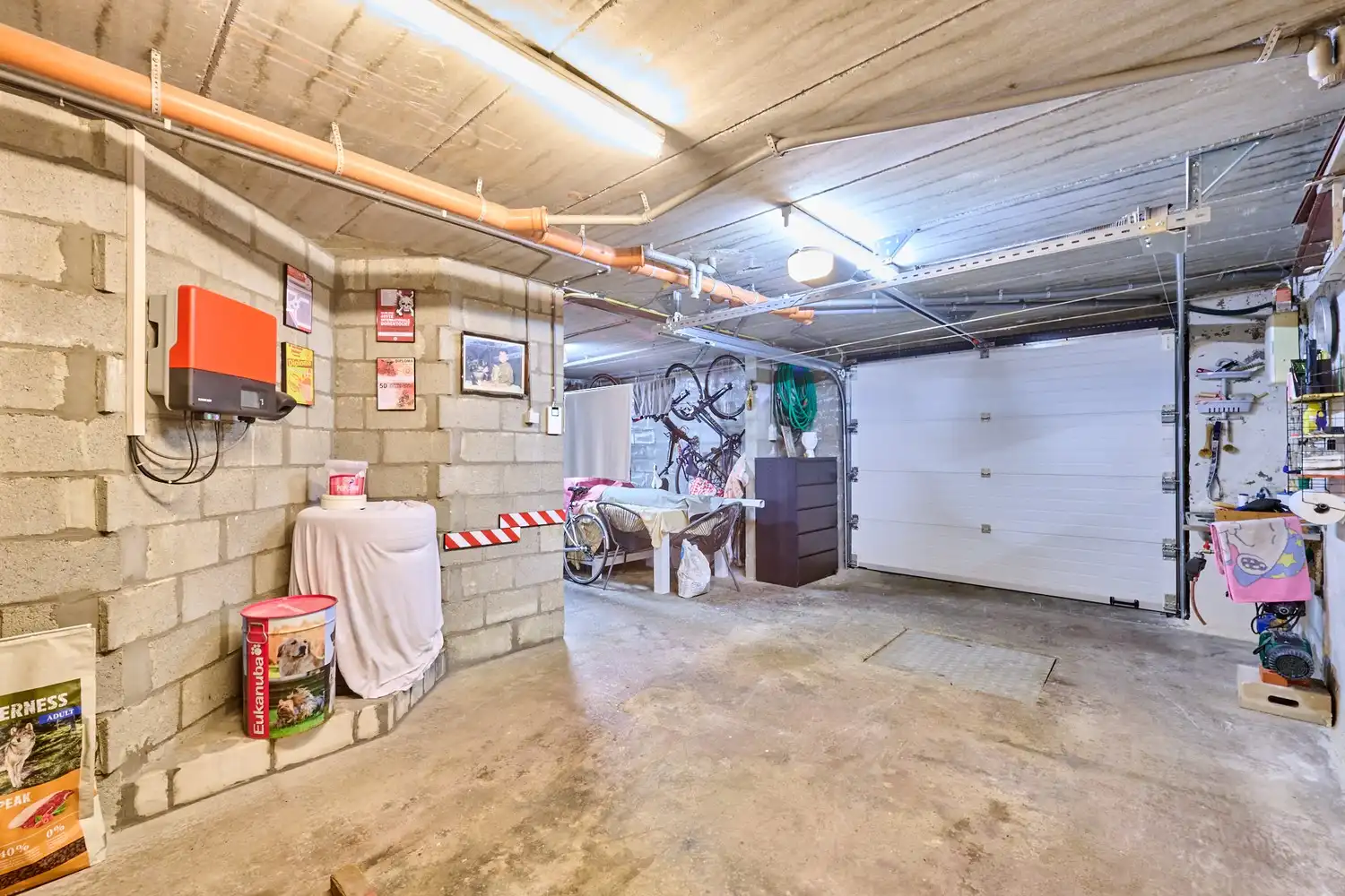 Knap gerenoveerde woning op ruim perceel in een bosrijke omgeving te Beringen. foto 20