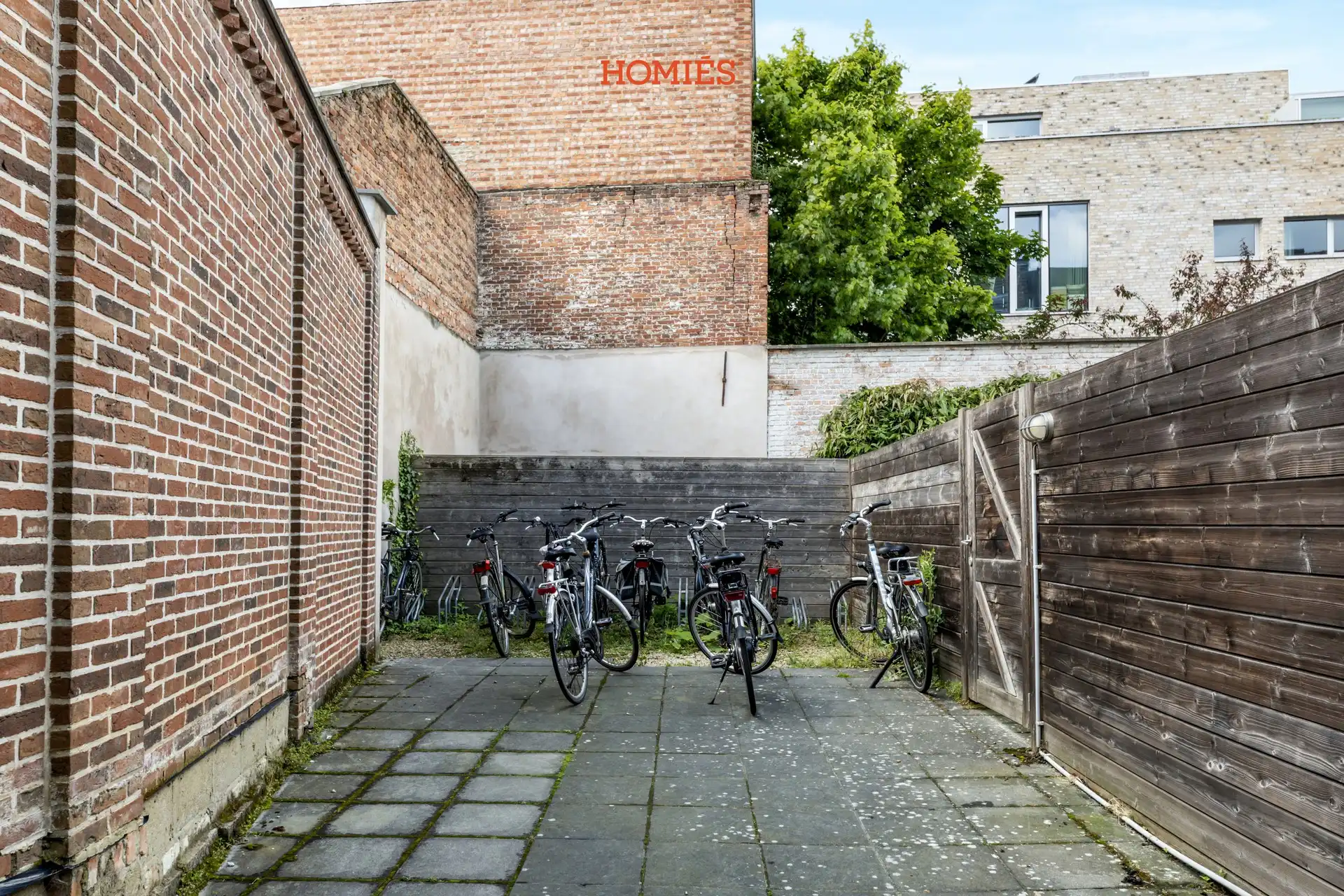 Zeer ruime studentenkamer met mezzanine foto 10