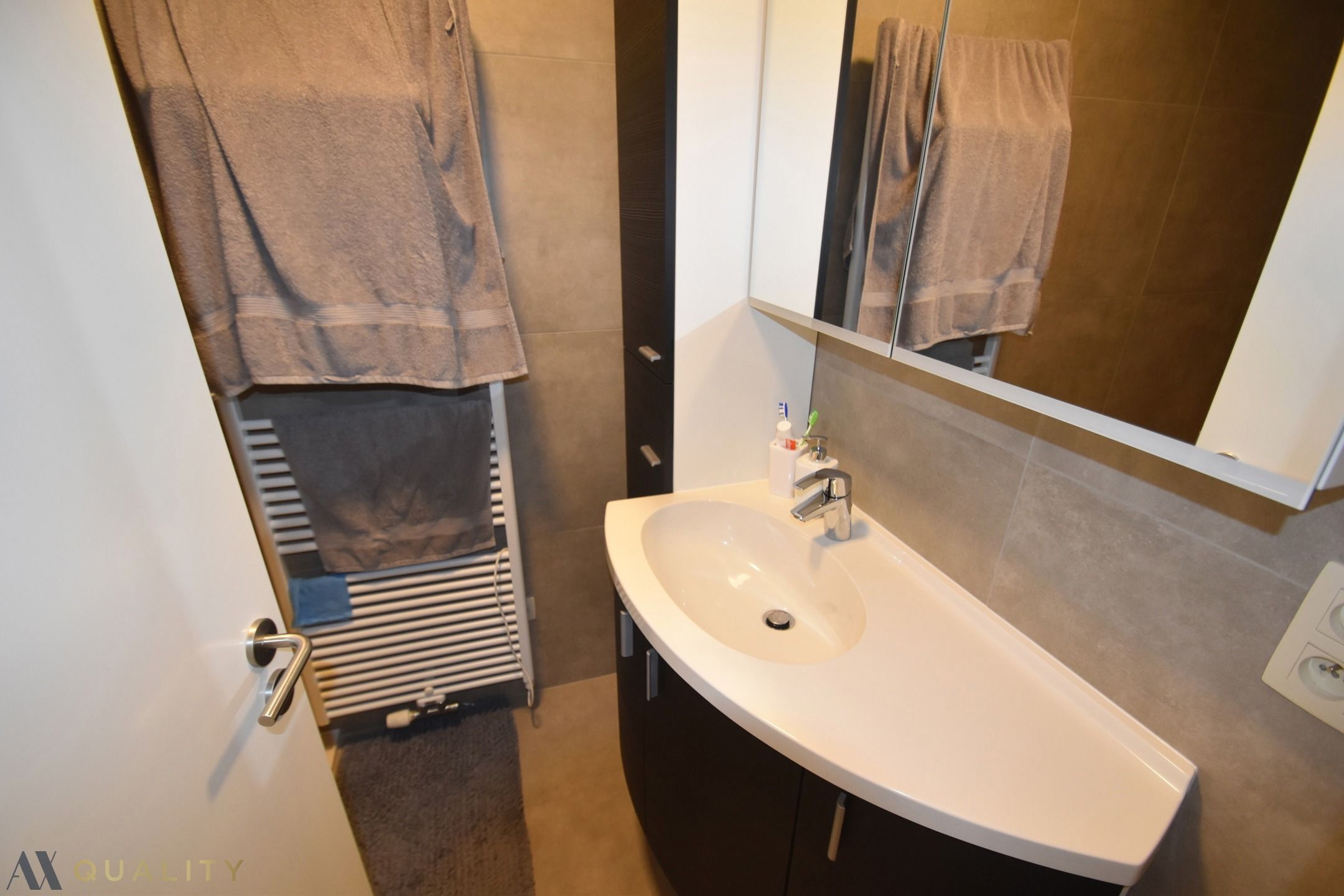 Modern 3 slpk.-appartement met groot terras, autostplts en  lift. Vrij vnf 01/01/'26 foto 7