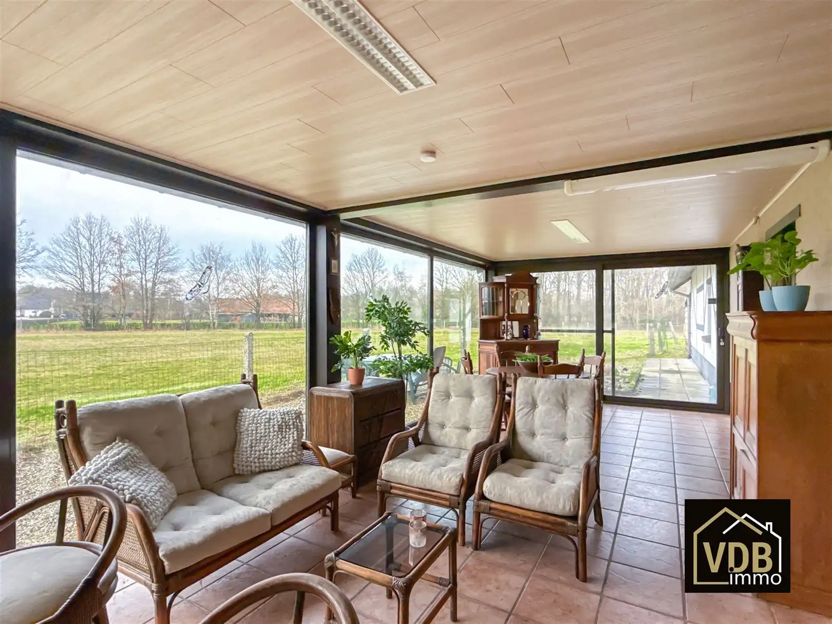 Charmante hoeve met paardenstal op 1,2 ha in absolute rust. foto 13